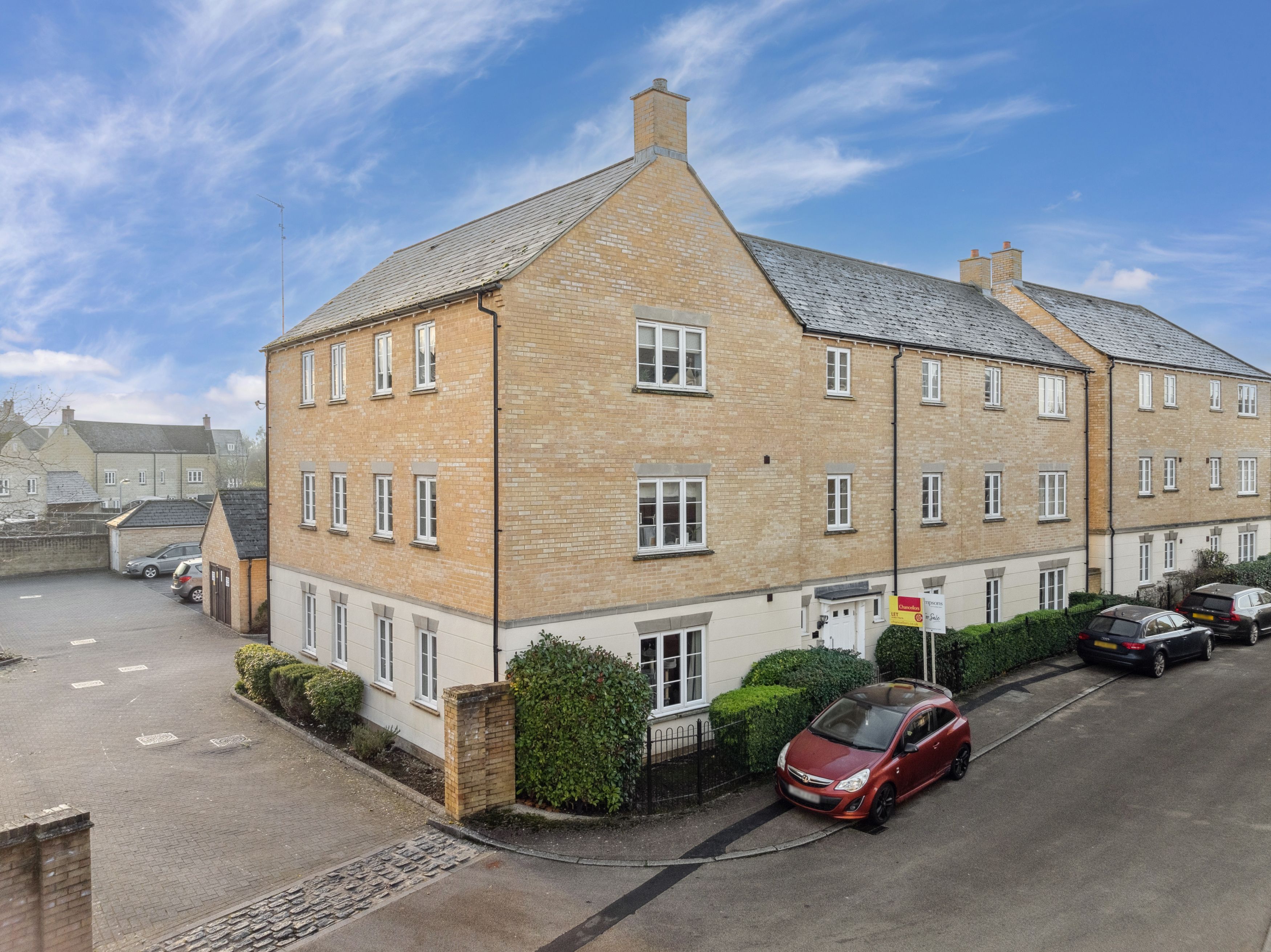 Flat 4, 2 Harvest Grove, Witney, Witney, OX28 1FP