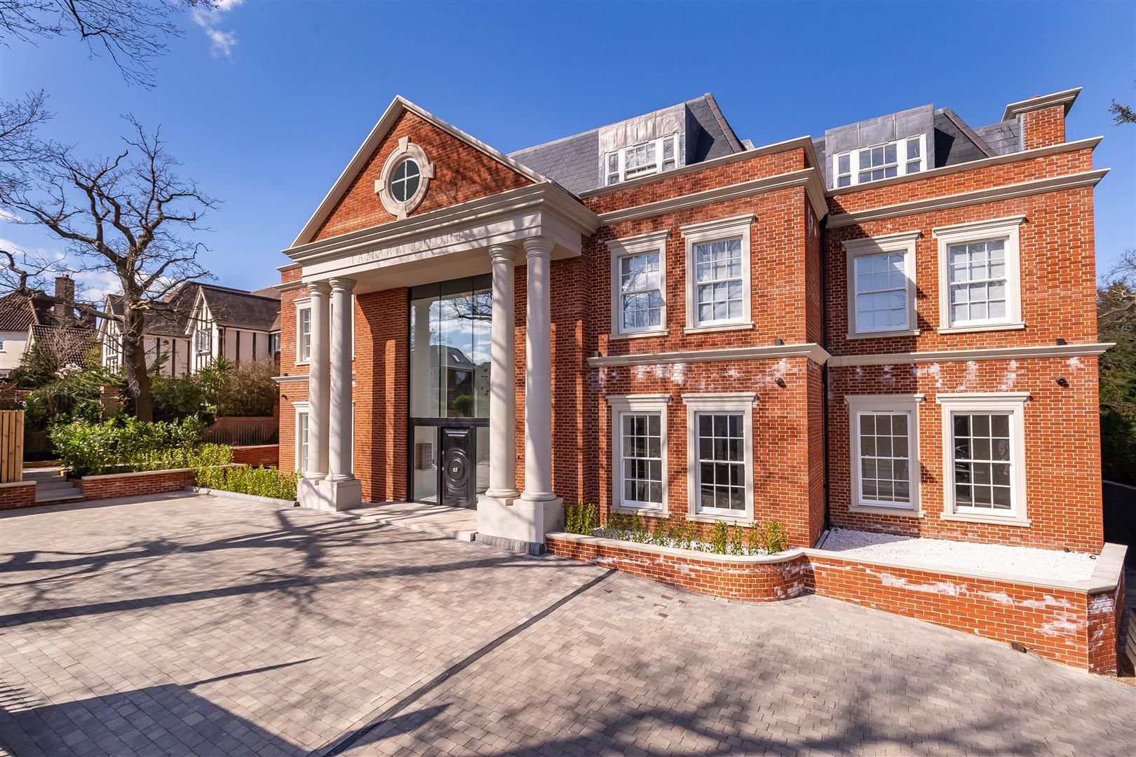 2 bed flat for sale in Tamara Court, Stradbroke Drive, Chigwell