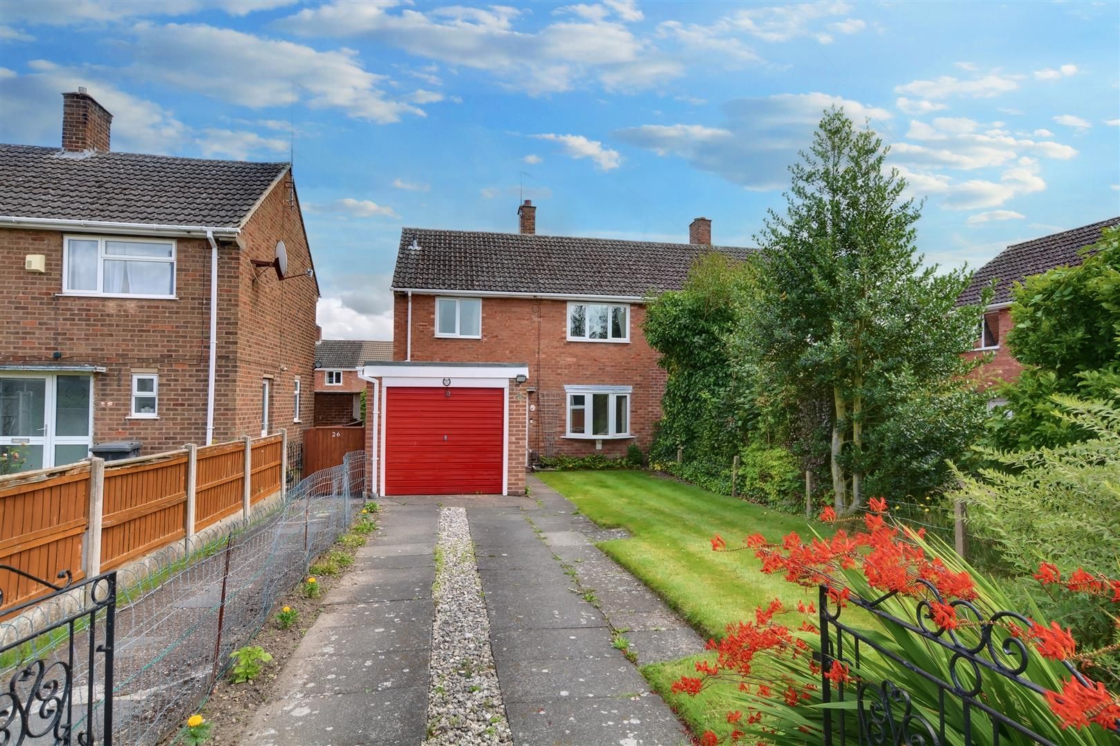 Broom Road, Calverton, Nottingham, NG14 6HA