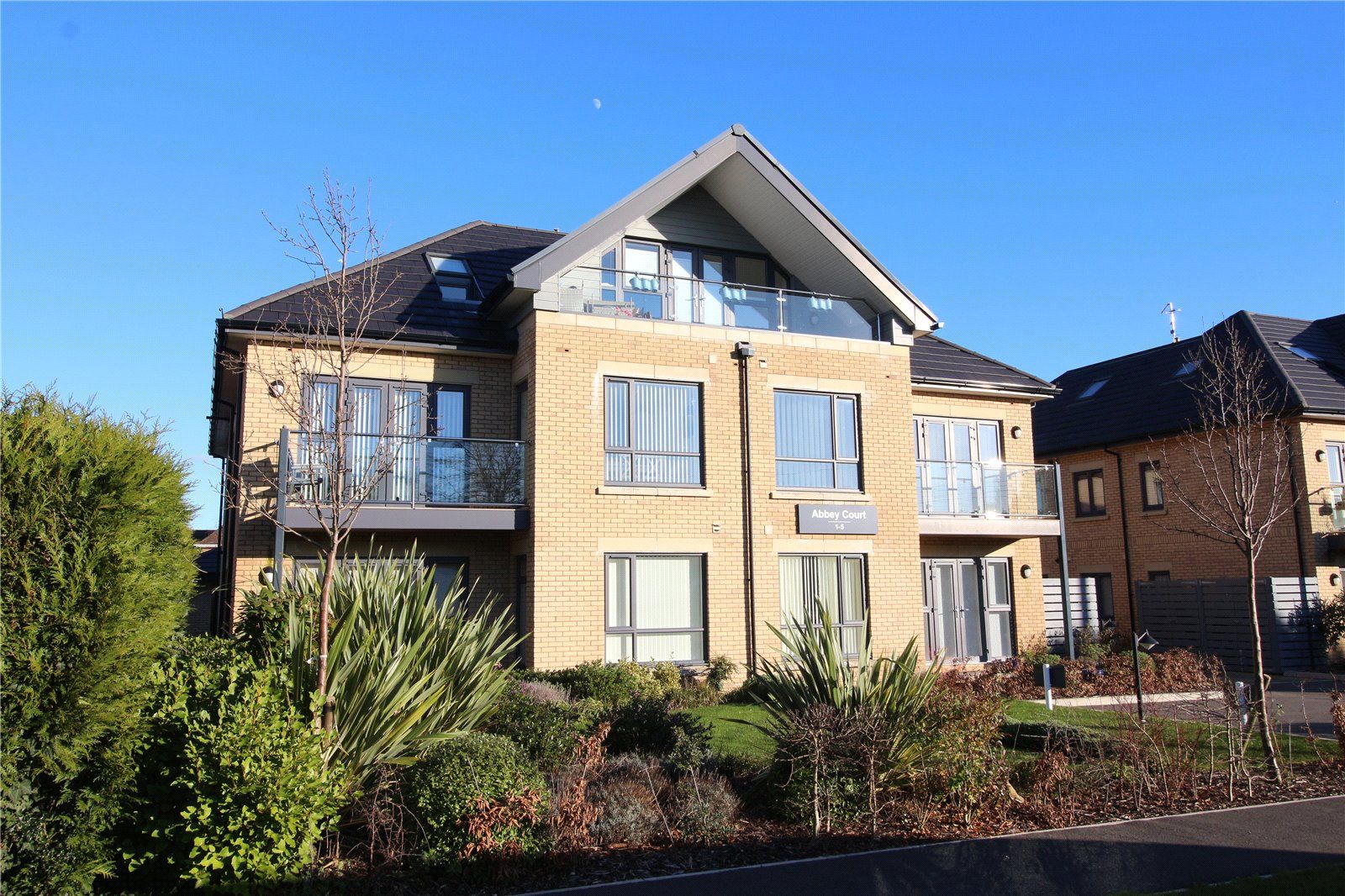 Abbey Court, Herbert Road, New Milton, Hampshire, BH25 6FH