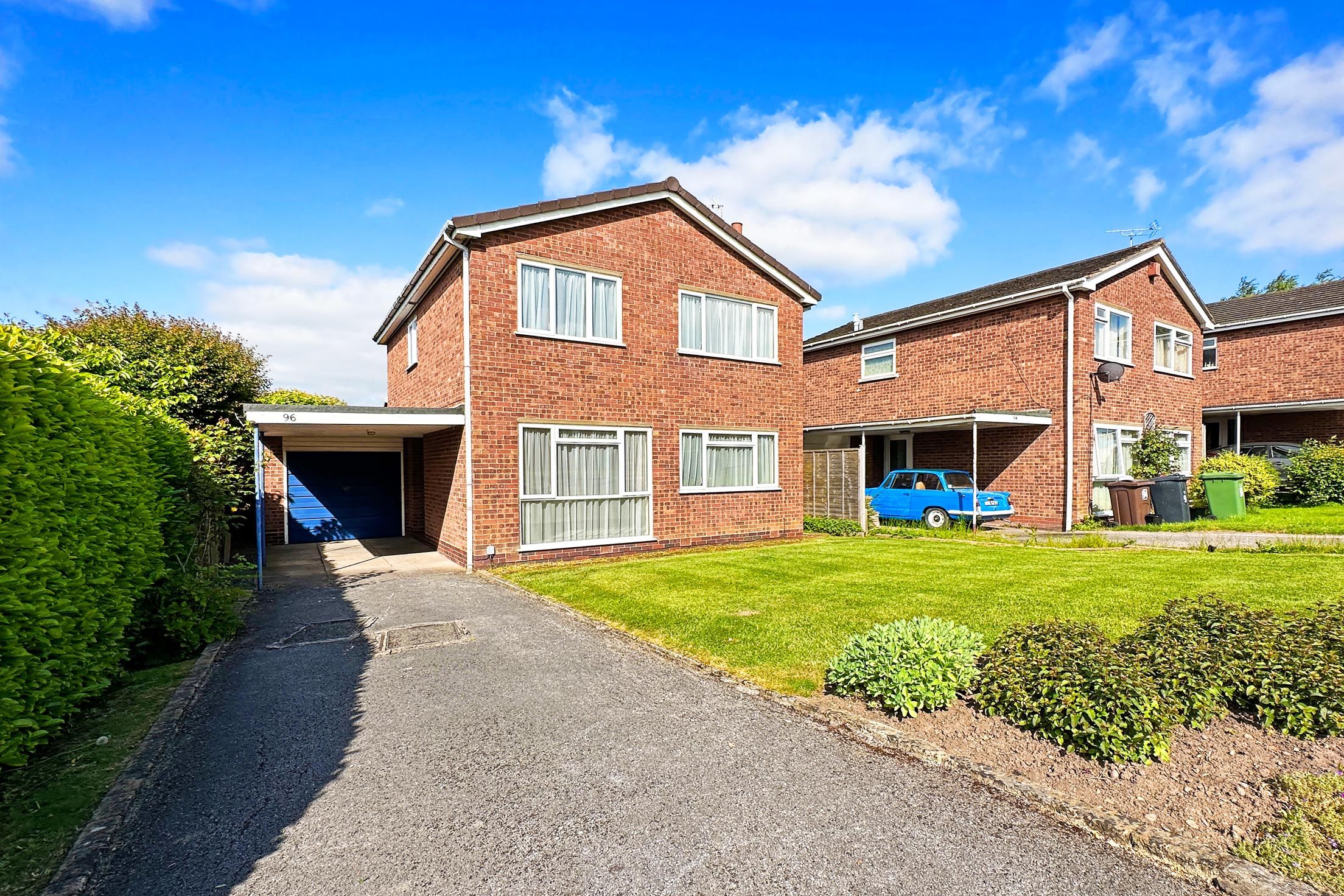 Chantry Heath Crescent, Knowle, Solihull, Solihull, B93 9NJ