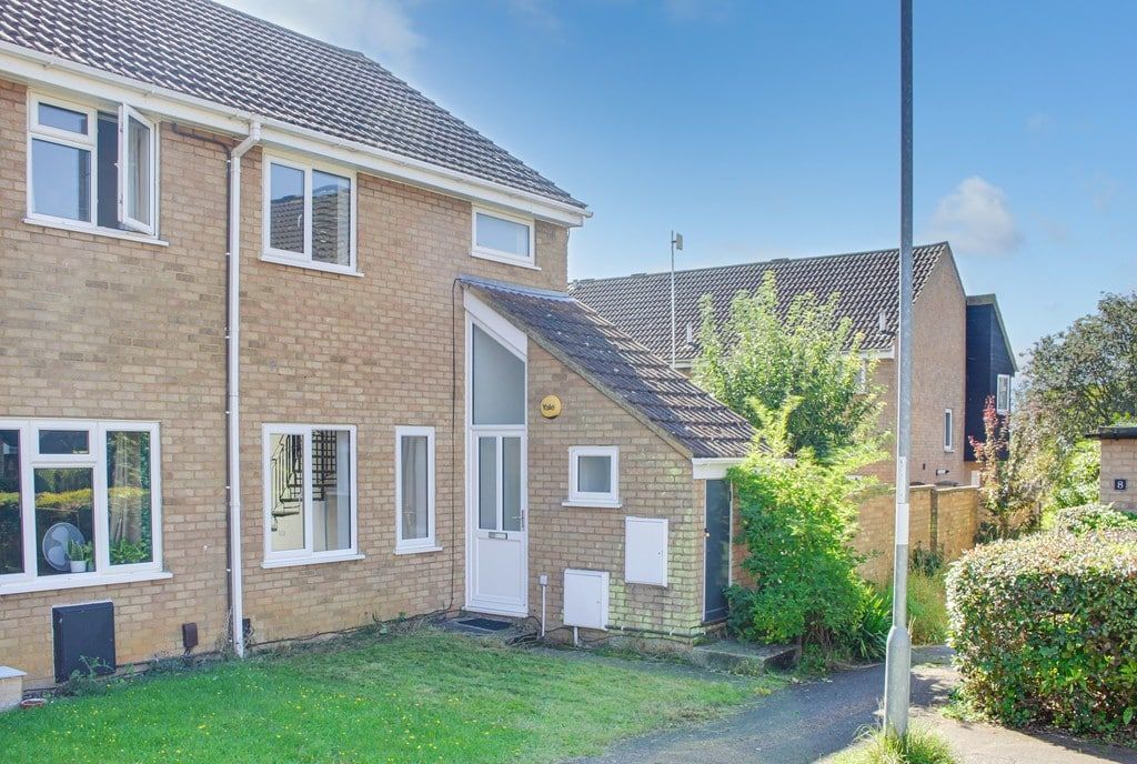 Roe Green, Eaton Socon, St. Neots, PE19 8QD