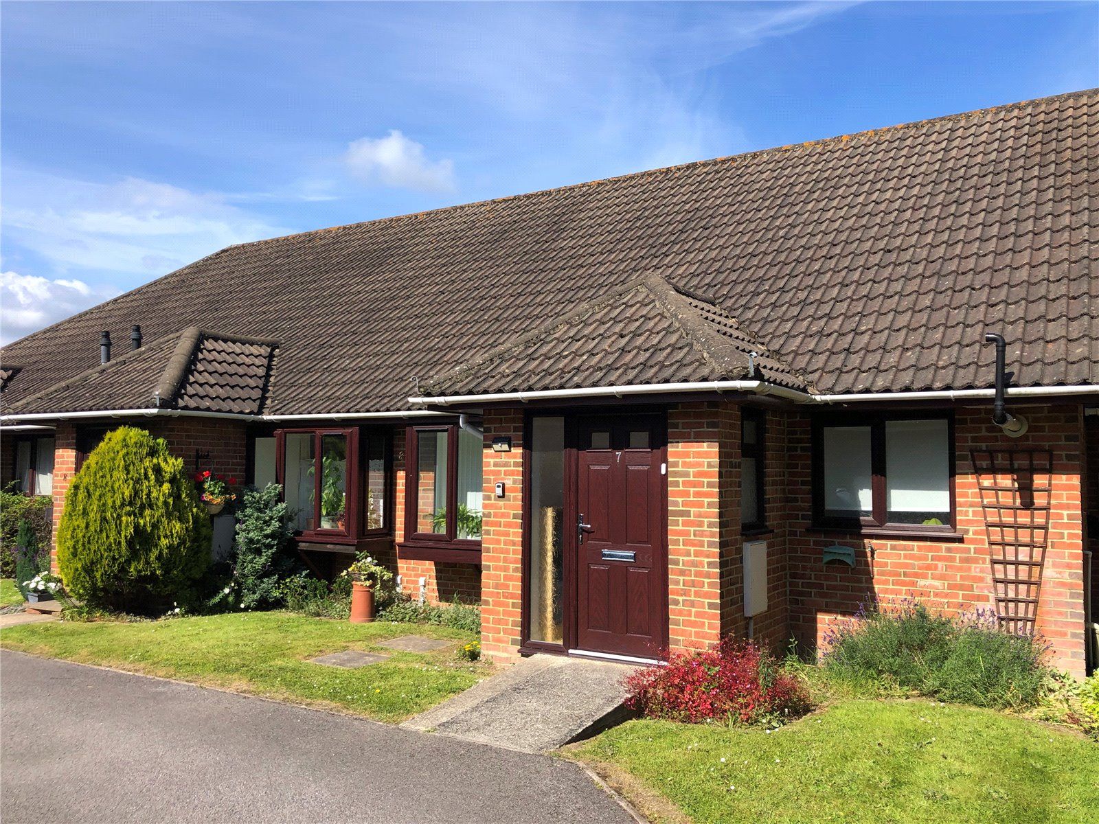 Osborne Road, New Milton, Hampshire, BH25 6AD