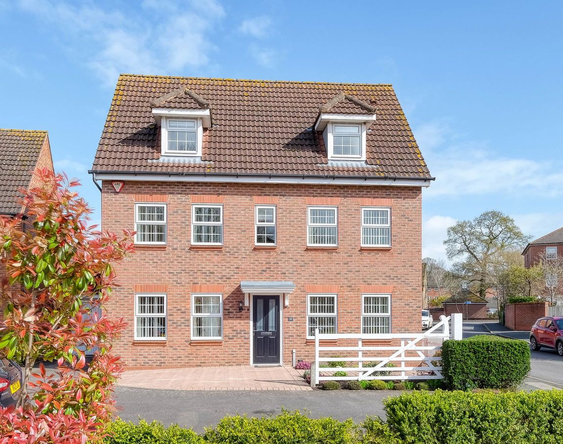 Samsara Road, The Oakalls, Bromsgrove, B60 2TQ