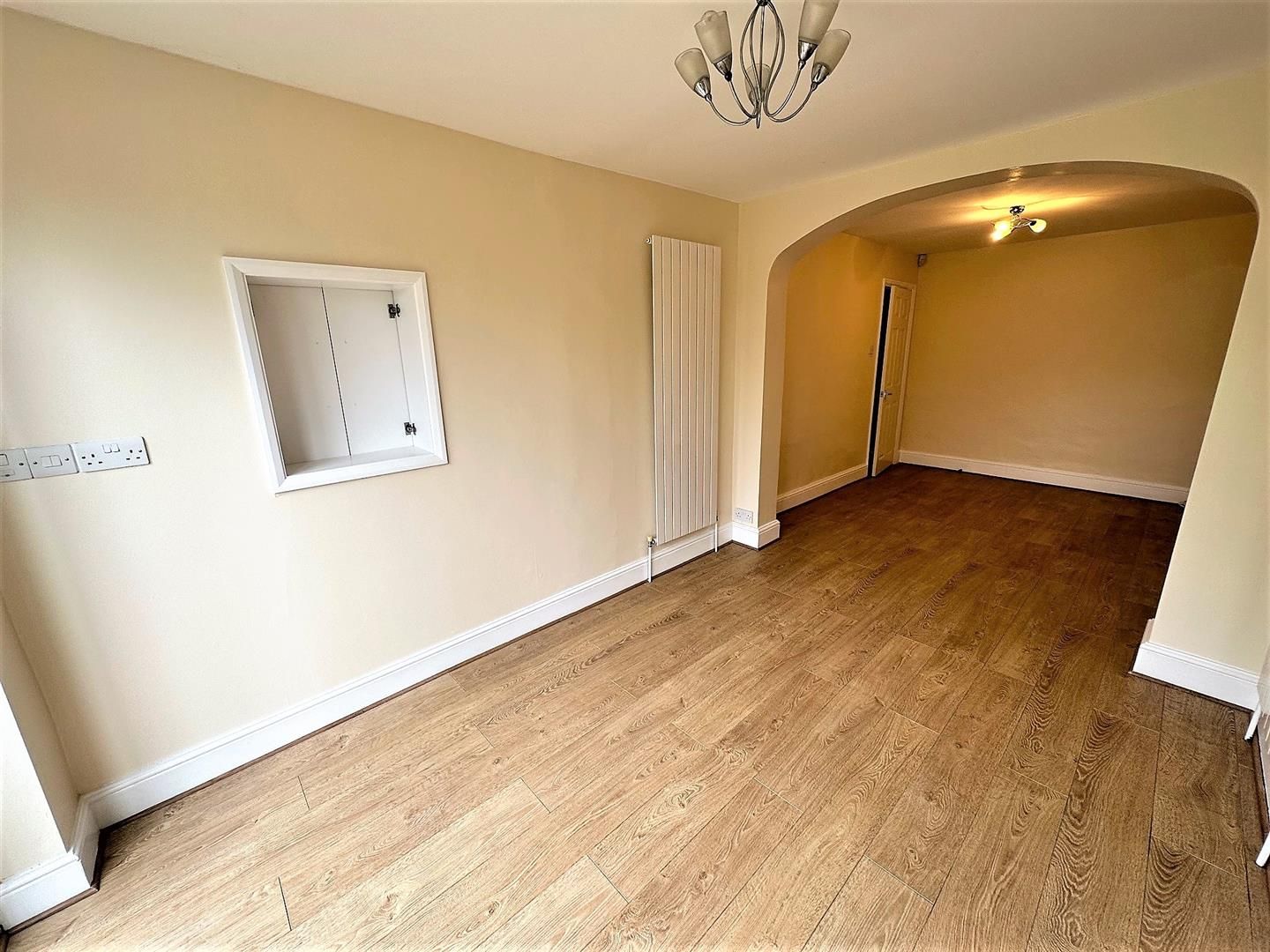 4 bed house to rent in Crest View Drive, Petts Wood Edmund Estate Agents