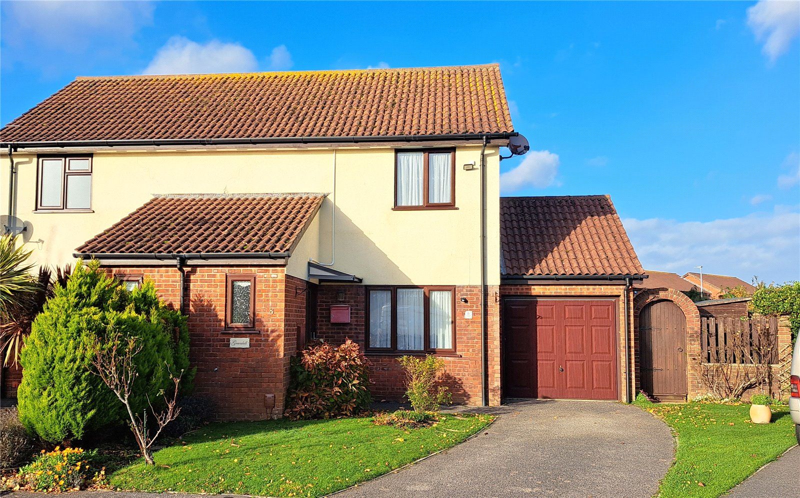 Clover Close, Highcliffe, Christchurch, Dorset, BH23 4TH