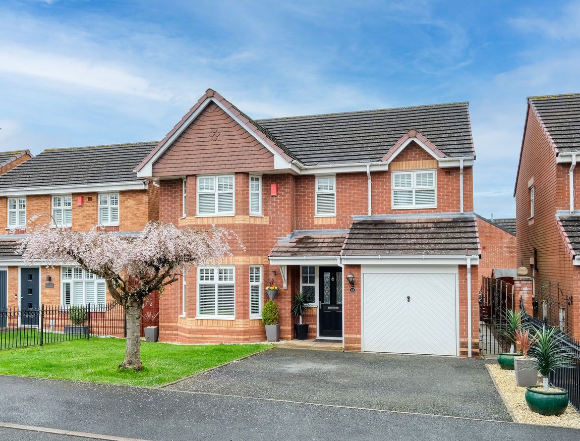 Katmandu Road, The Oakalls, Bromsgrove, B60 2SP