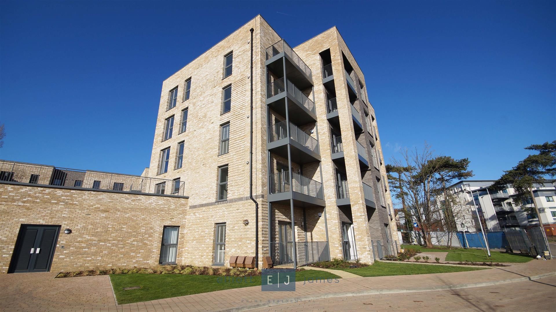 1 bed flat to rent in Borders Lane, Loughton Elliott James Prime