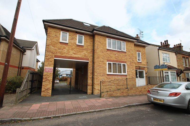 Charles Street, Greenhithe