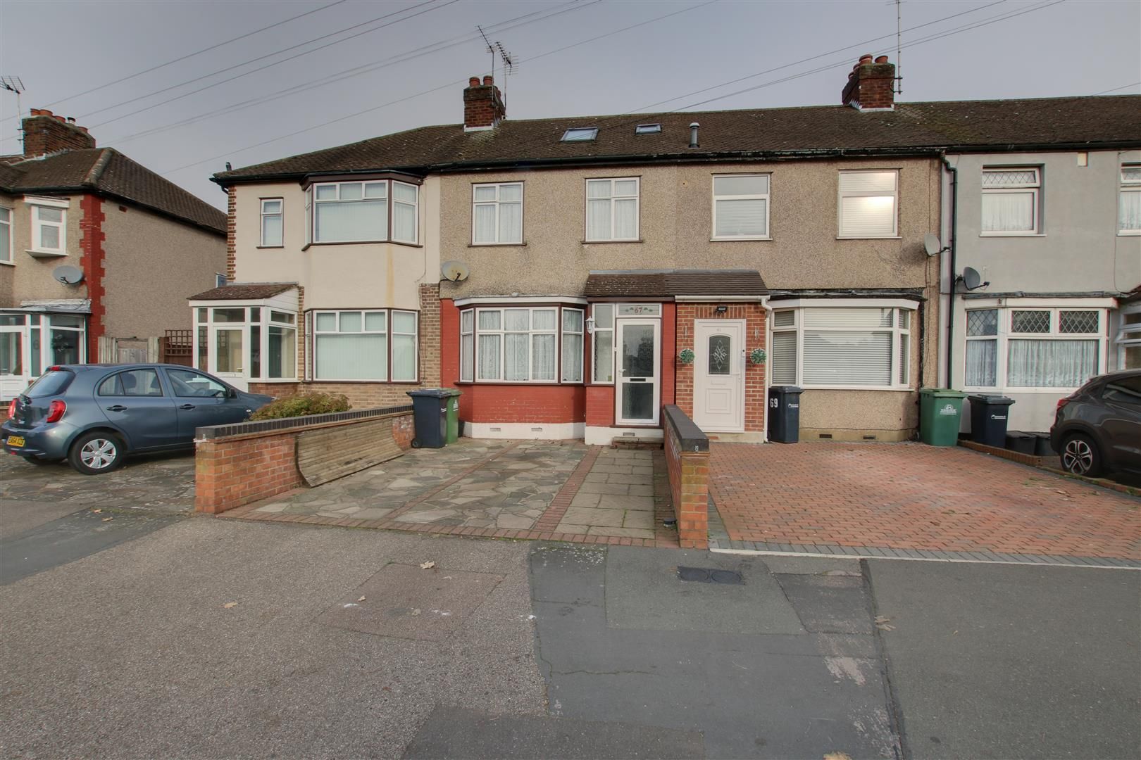 Trinity Lane, Waltham Cross, EN8 7EL