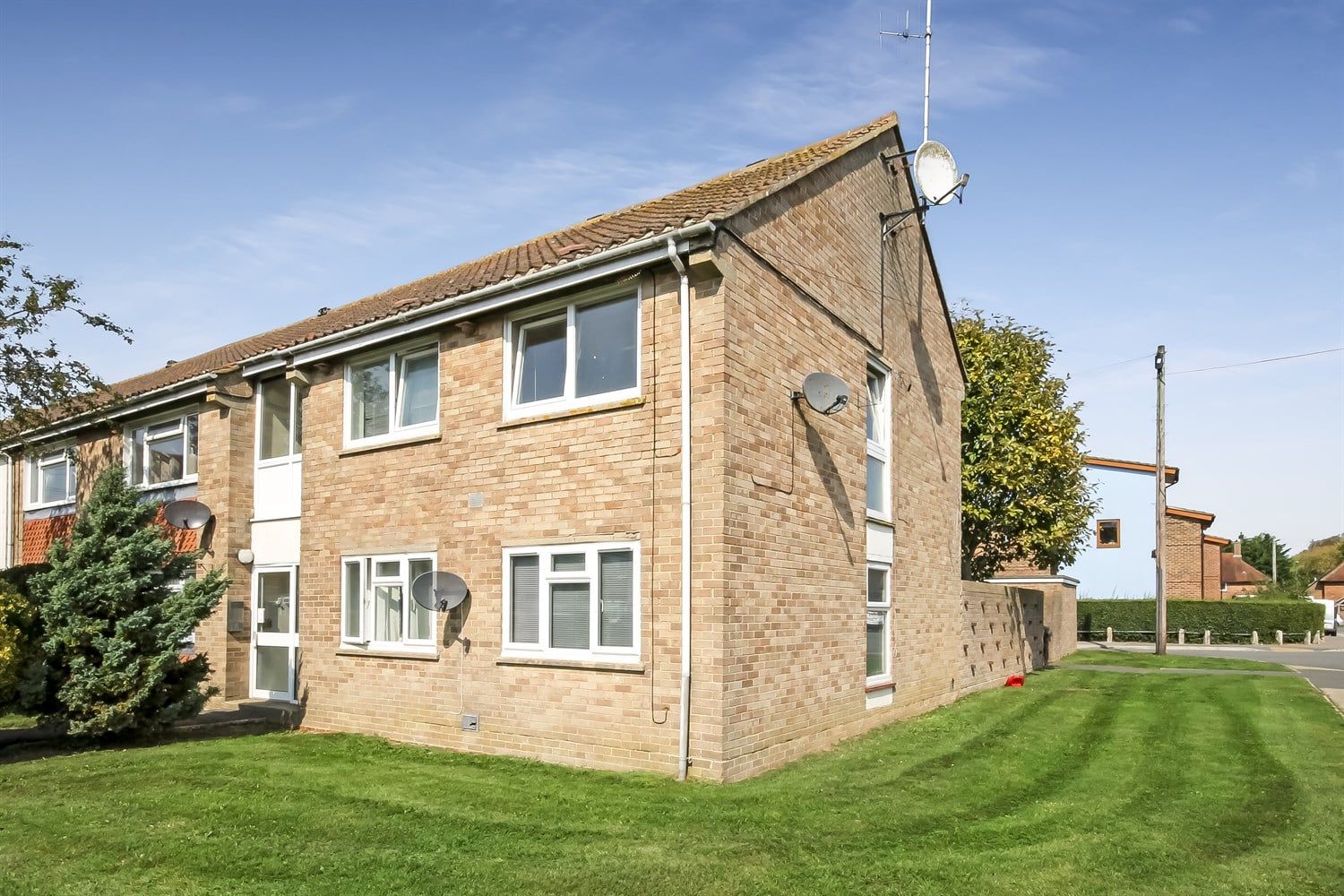 Hunston, Chichester, West Sussex, PO20 1PH