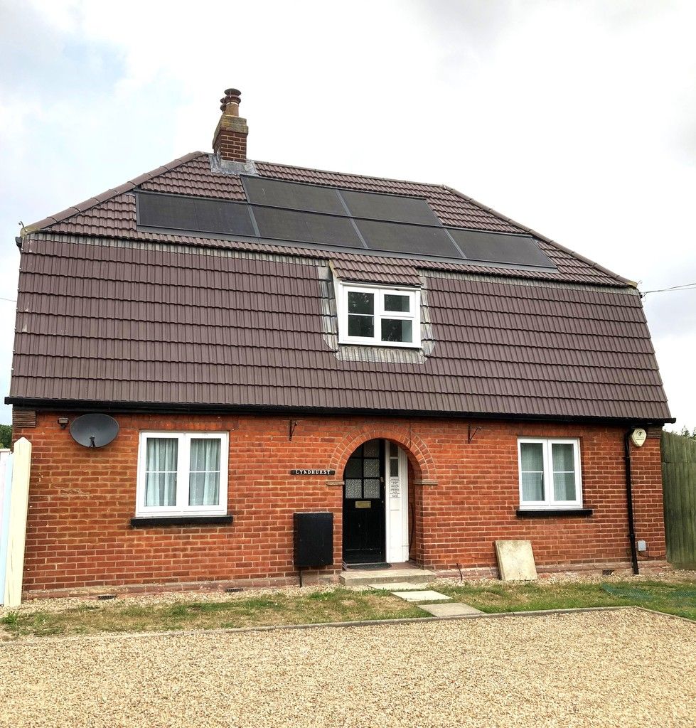 Bromley Road, Ardleigh, Colchester, CO7 7SF