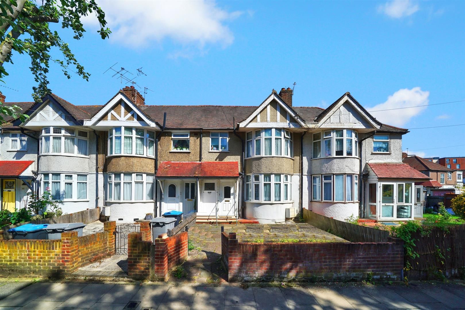 Braemar Avenue, Neasden, London, NW10 0DN