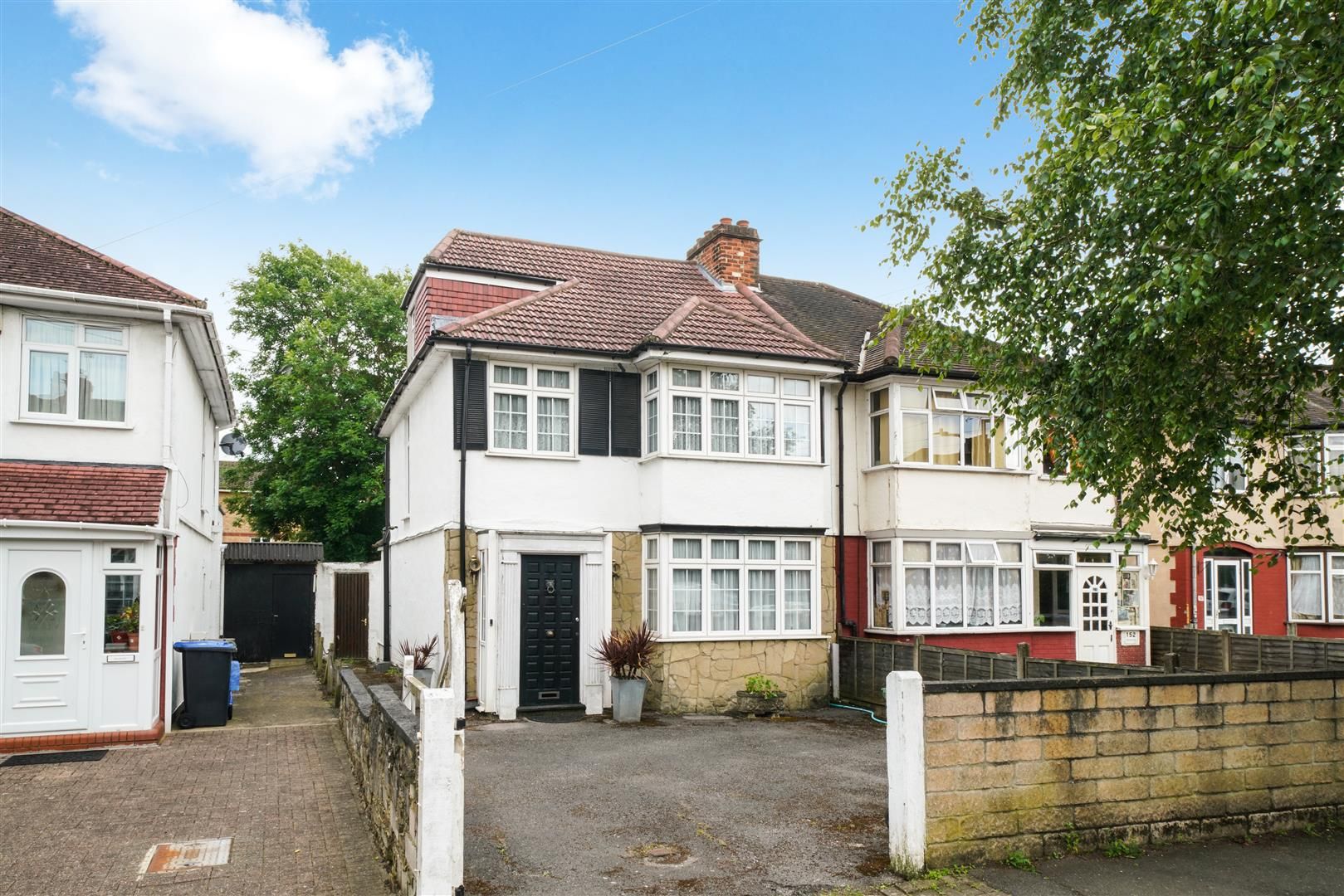 4 bed semidetached house for sale in Maybank Avenue, Wembley Daniels