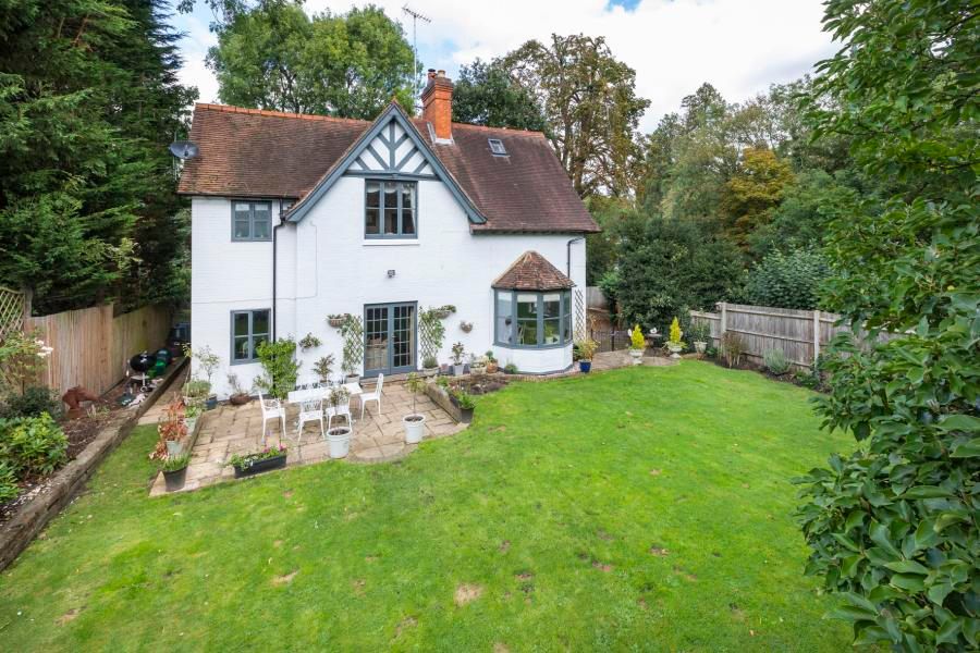 Buckhurst Road, Ascot, Berkshire, SL5 7RS