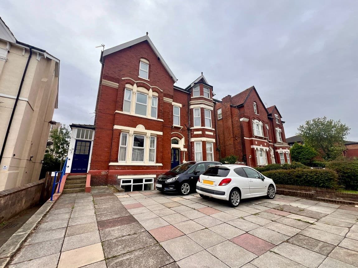 Basement Flat, Knowsley Road, Southport