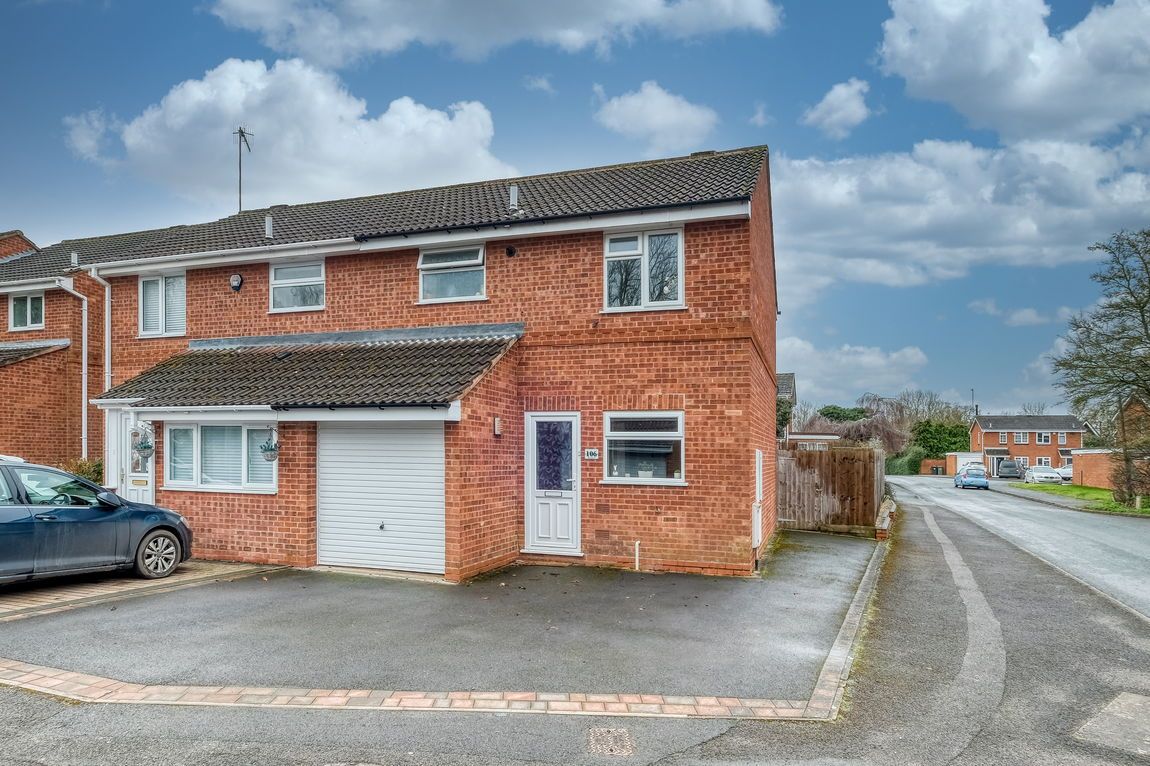 Abbotswood Close, Winyates Green, Redditch, B98 0QF