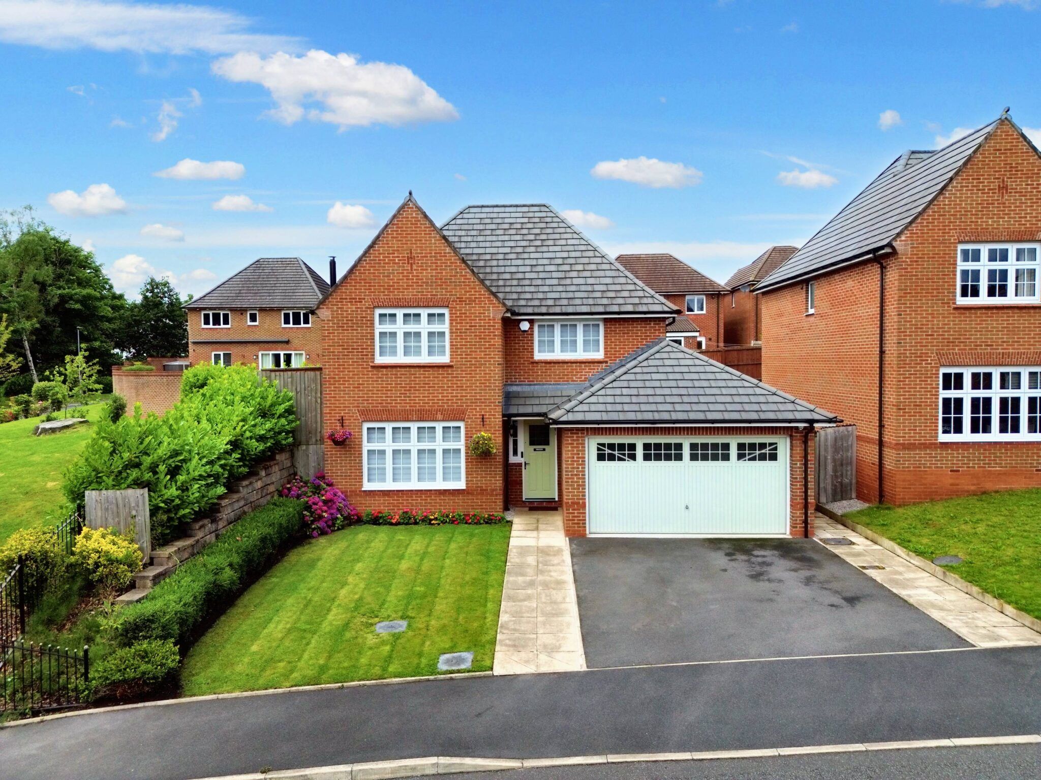 Oaks Close, Prestwich, M25