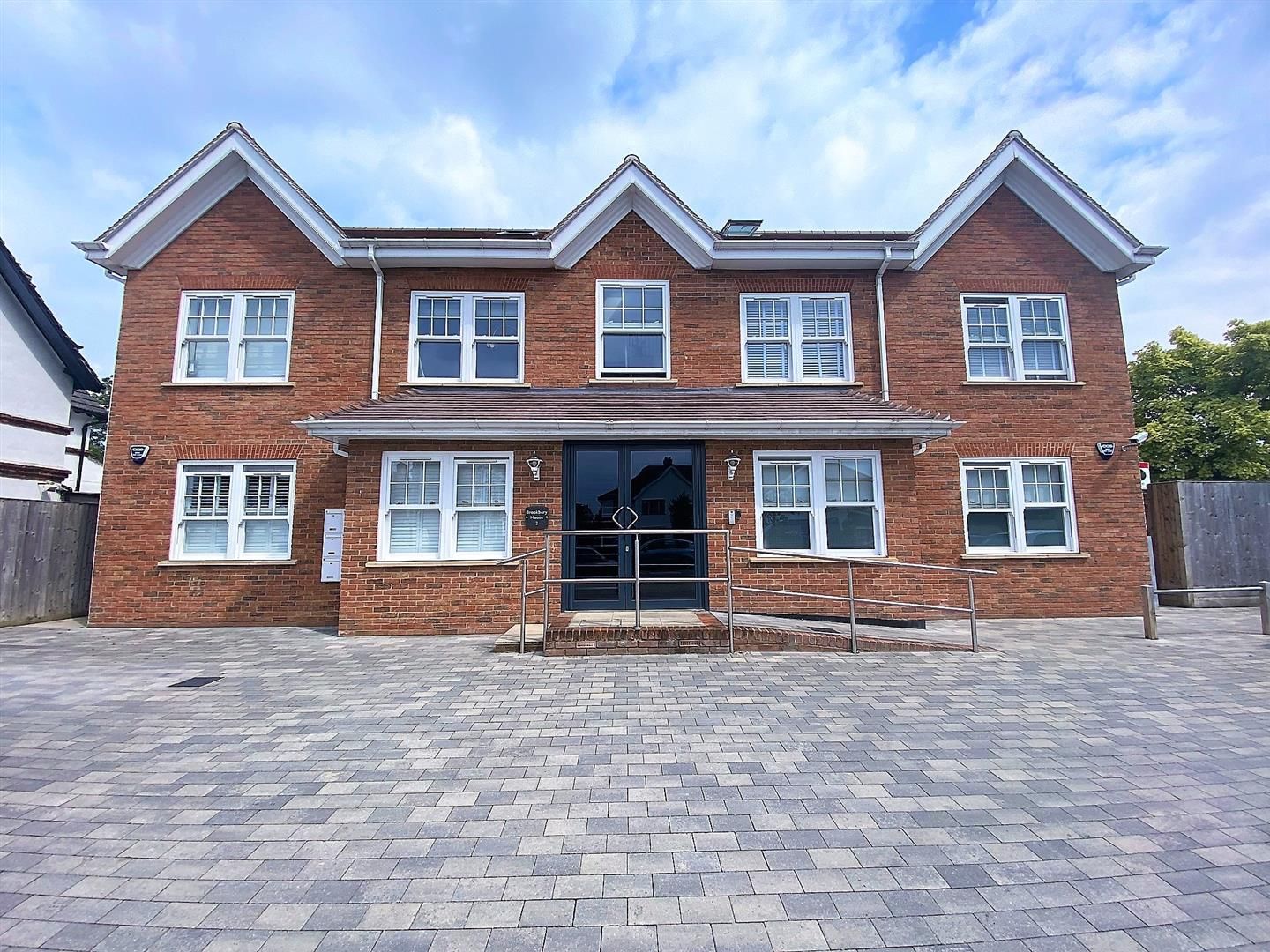 Blackbrook Lane, Bromley, Kent, BR2 8AY