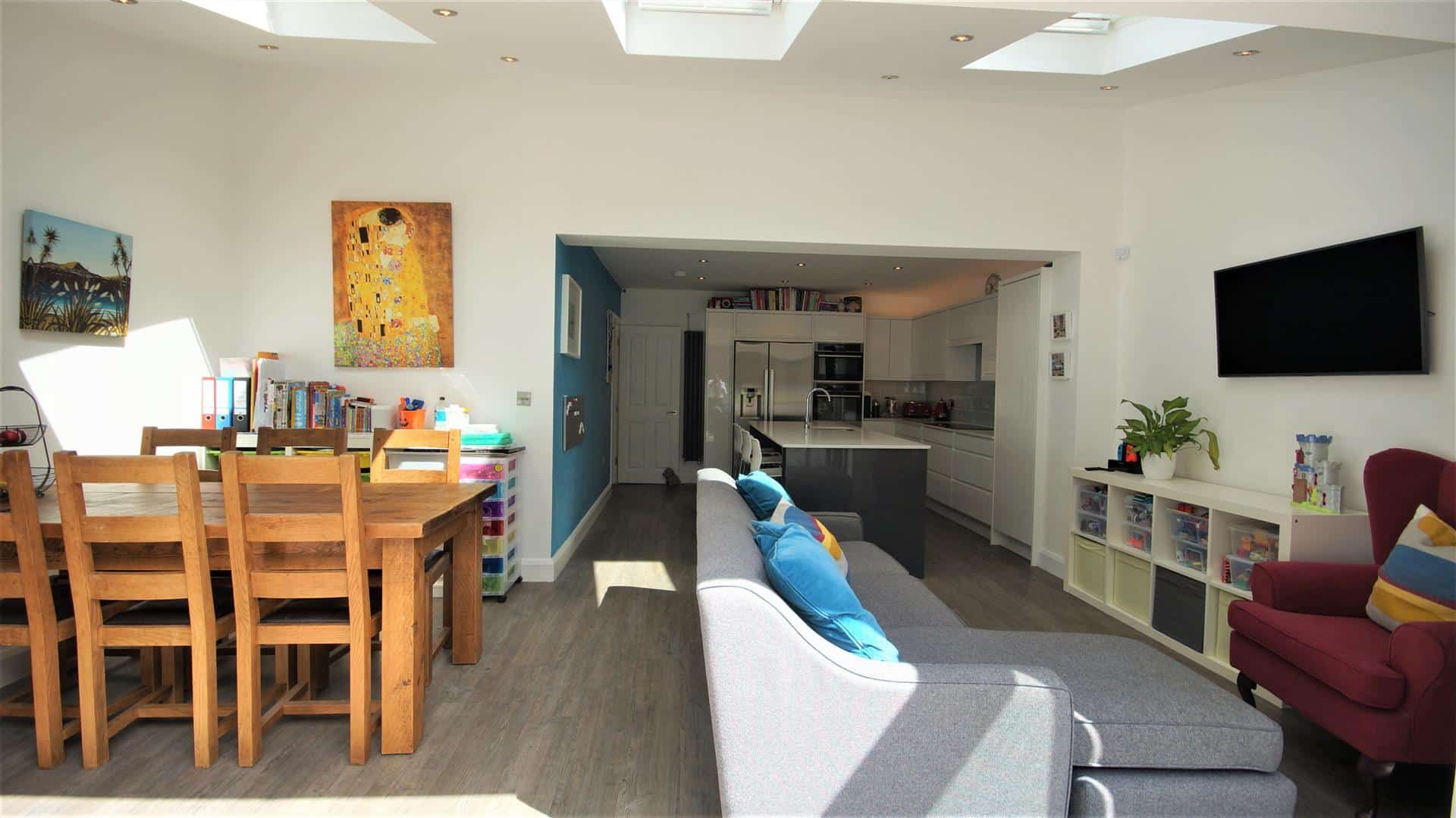 4 bed semidetached house for sale in Dene Road, Buckhurst Hill