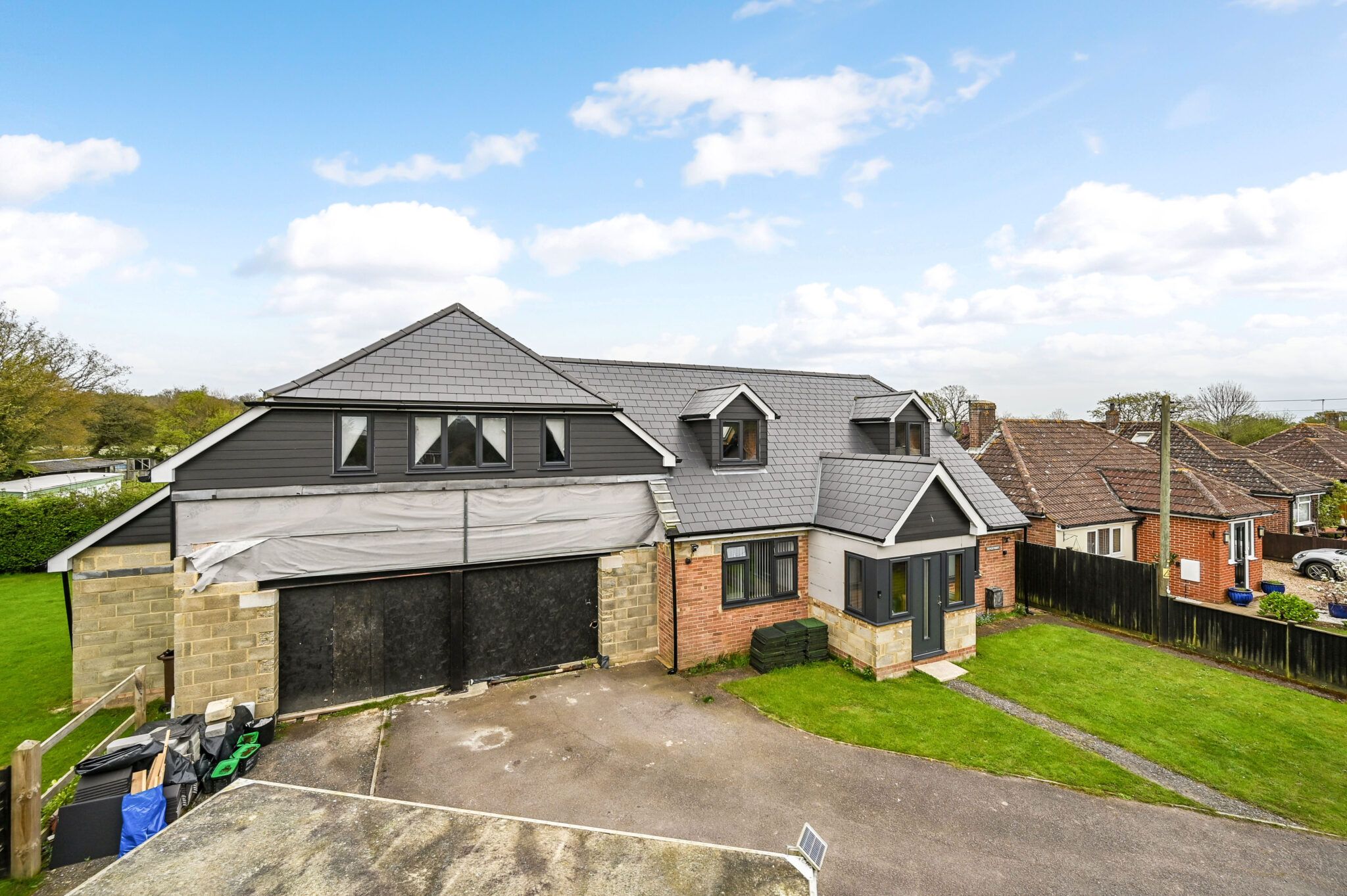 Hengistbury Steeds Lane, Kingsnorth, Ashford, Ashford, TN26 1NQ