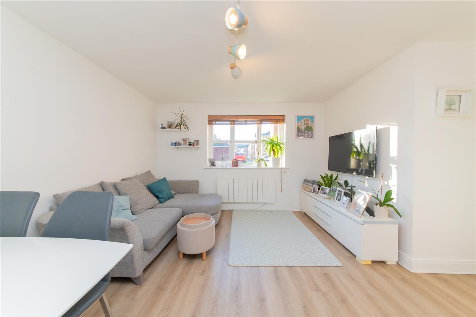 Simms Gardens, East Finchley, London, N2 8HT