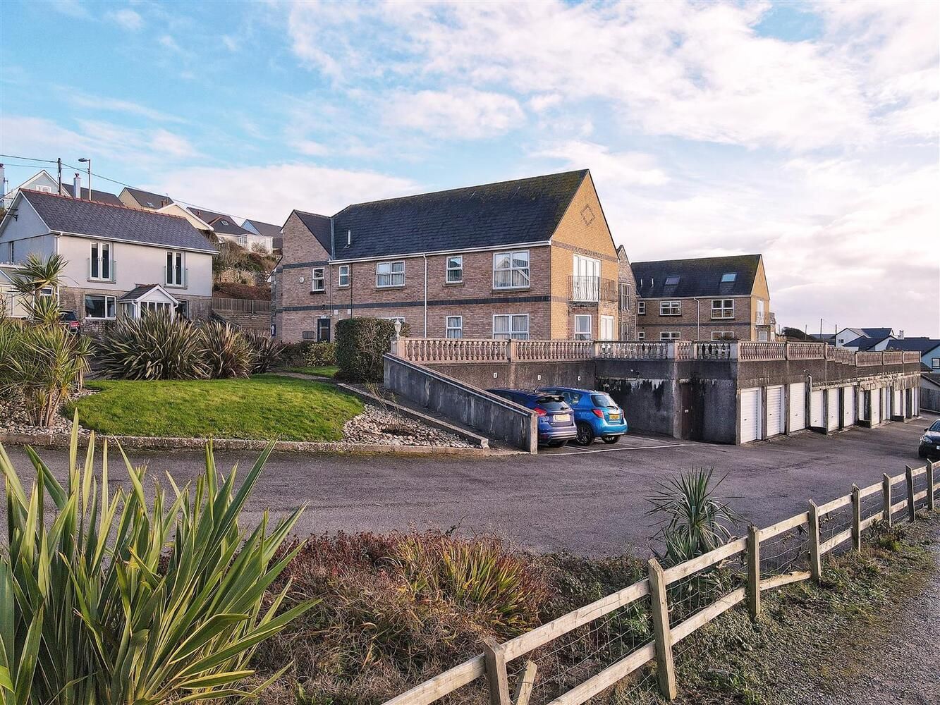 Apartment 3 Y Graig, Craig Yr Eos Road, Ogmore-By-Sea, Bridgend