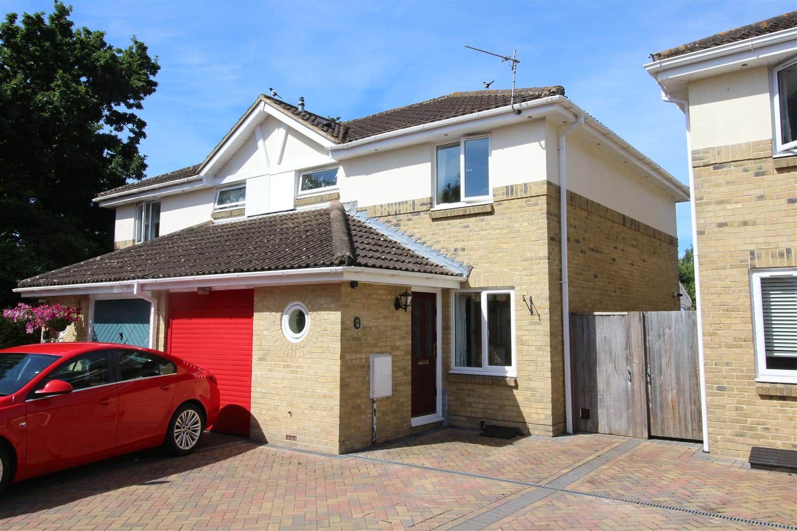 Hart Close, New Milton, Hampshire, BH25 5GL