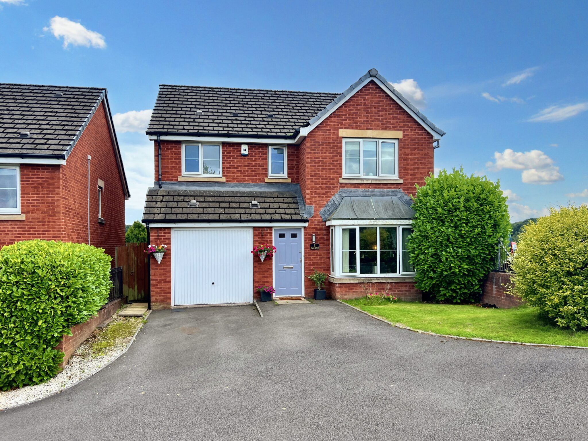 Farm Close, Tir-Y-Berth, Hengoed, Hengoed, CF82 8BF