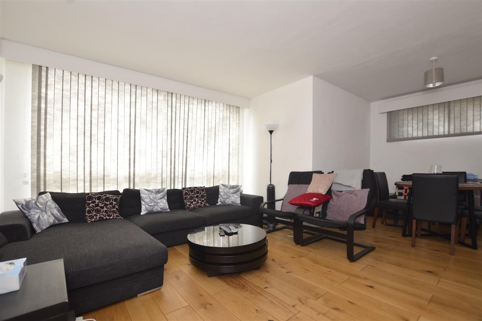 3 bed flat for sale in Crawford Avenue, Wembley Daniels Estate Agents