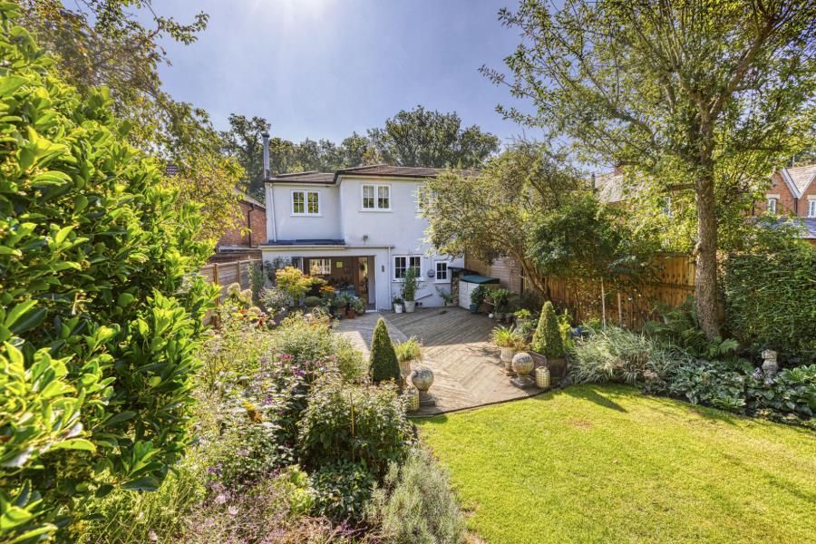 Crown Road, Virginia Water, Surrey, GU25 4HT