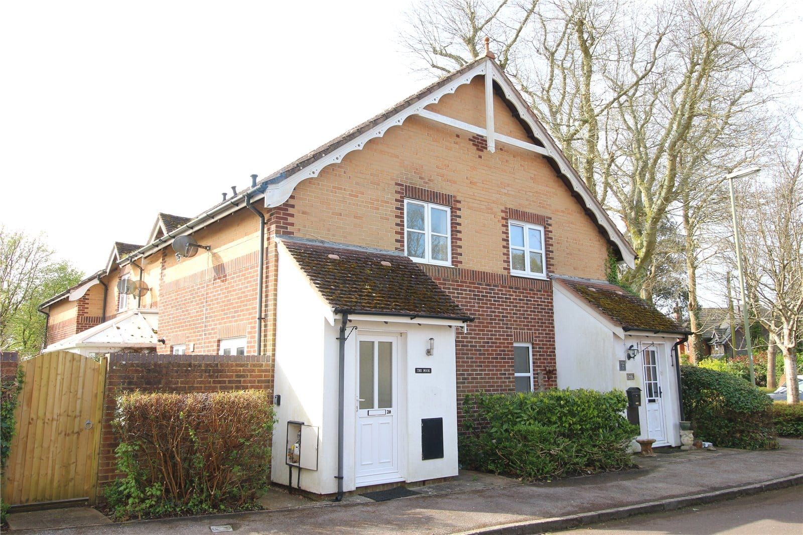 Vicarage Gardens, Hordle, Hampshire, SO41 0XJ