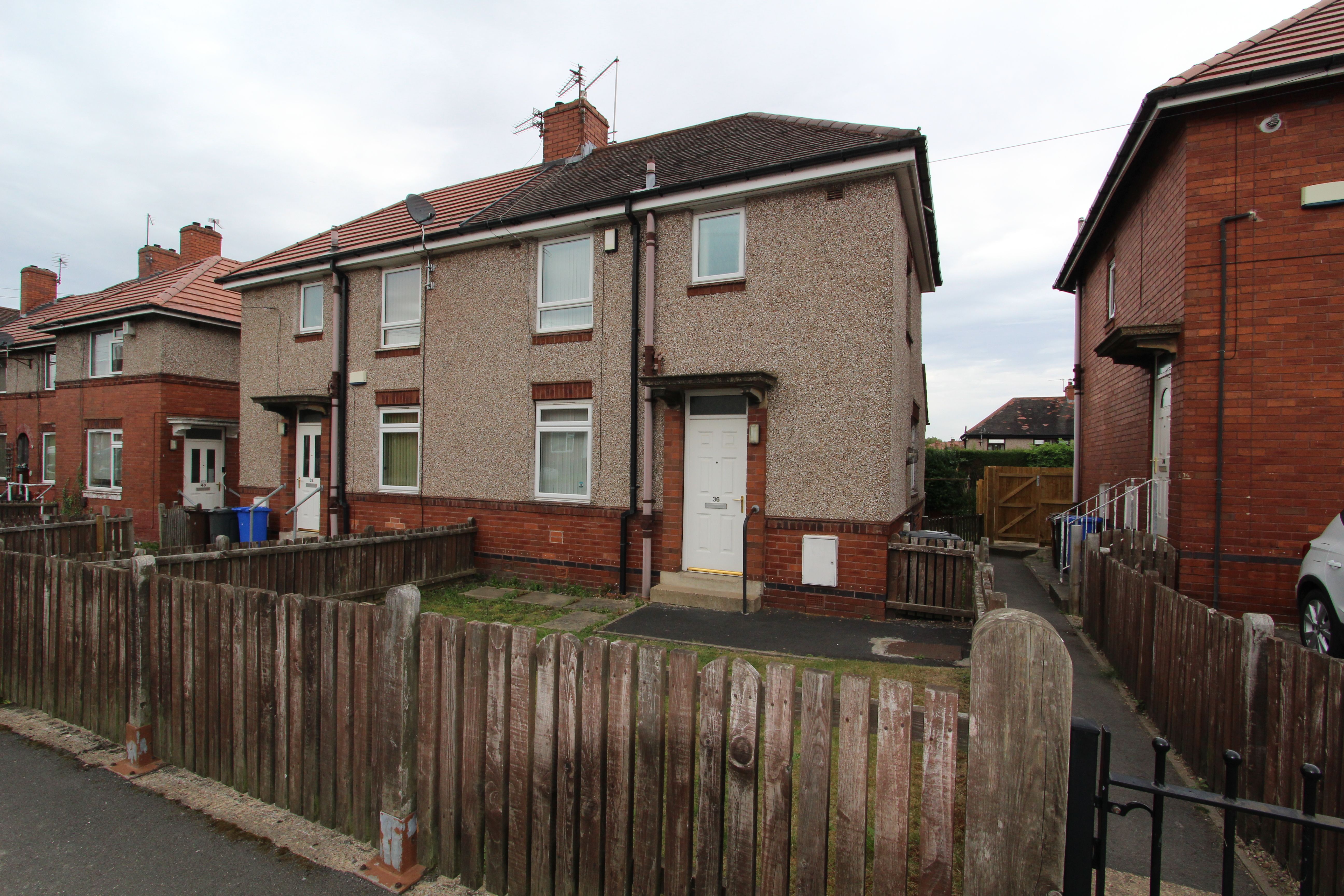 Fishponds Road West, Sheffield, S13