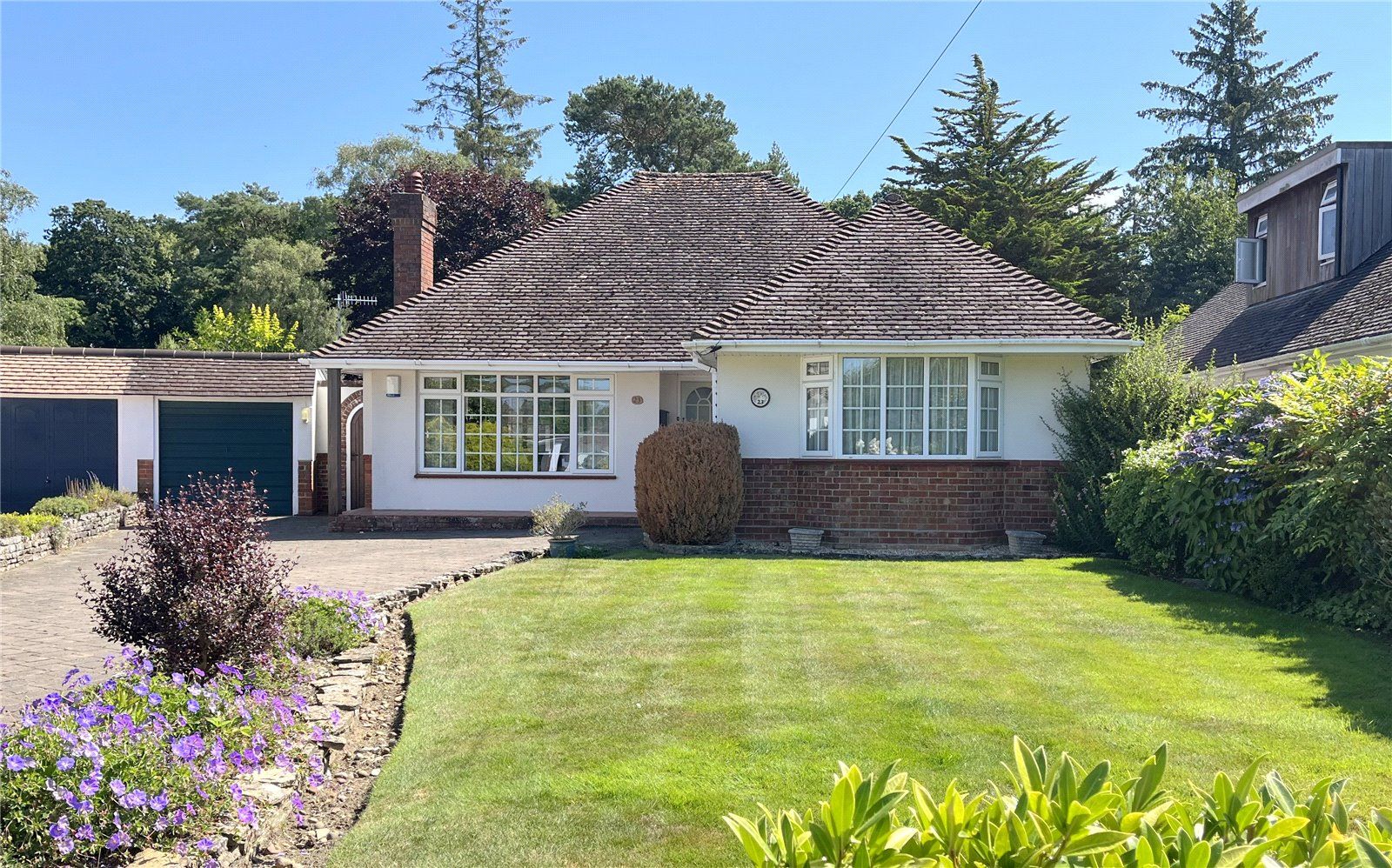 Rossley Close, Highcliffe, Christchurch, Dorset, BH23 4RR