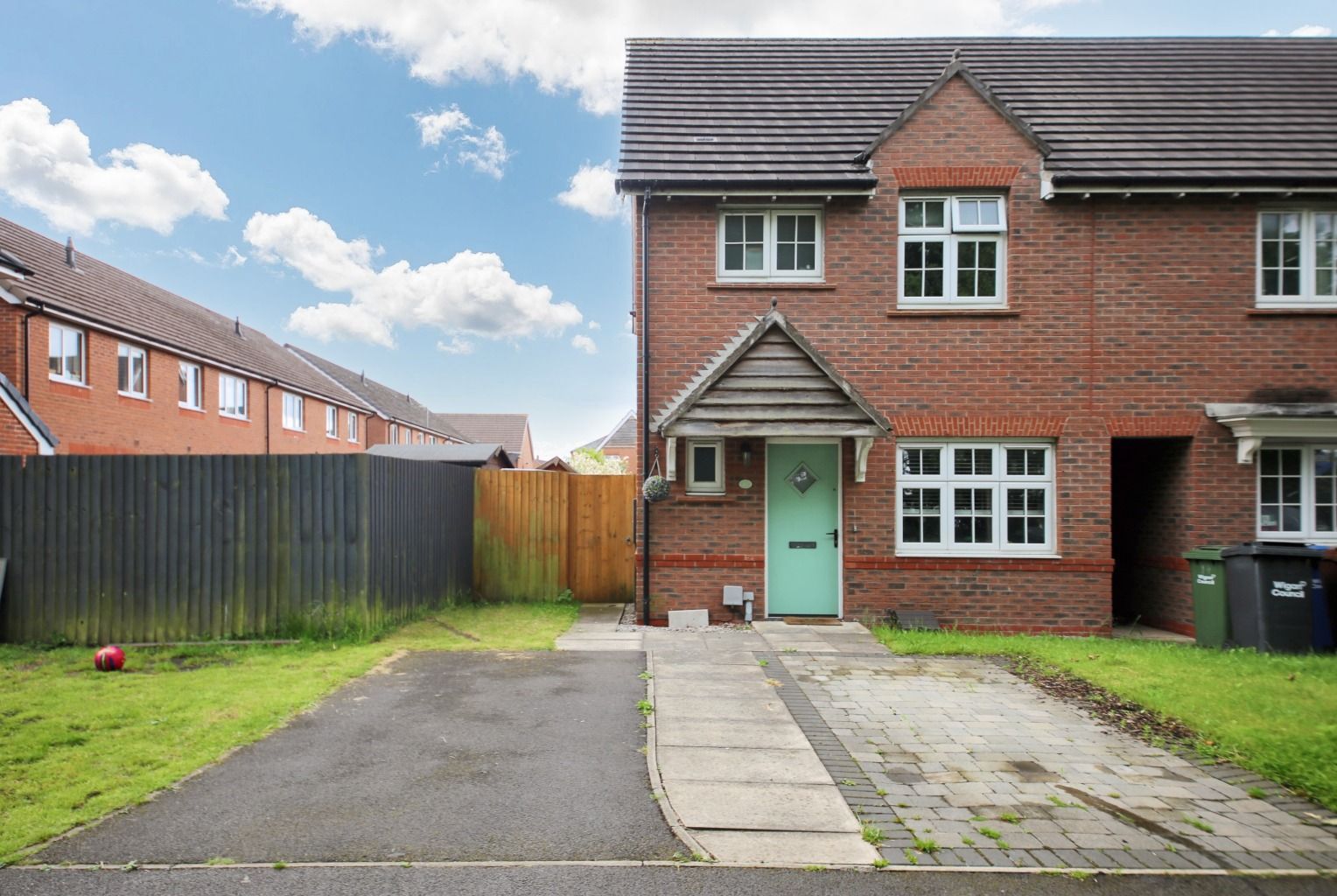 Chancery Close, Wigan, Wigan, WN5 0AT