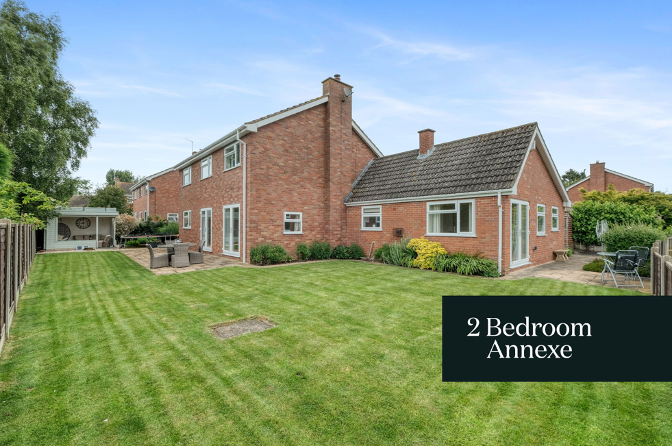 Ashpool, Whitbourne, Worcester, WR6 5SD