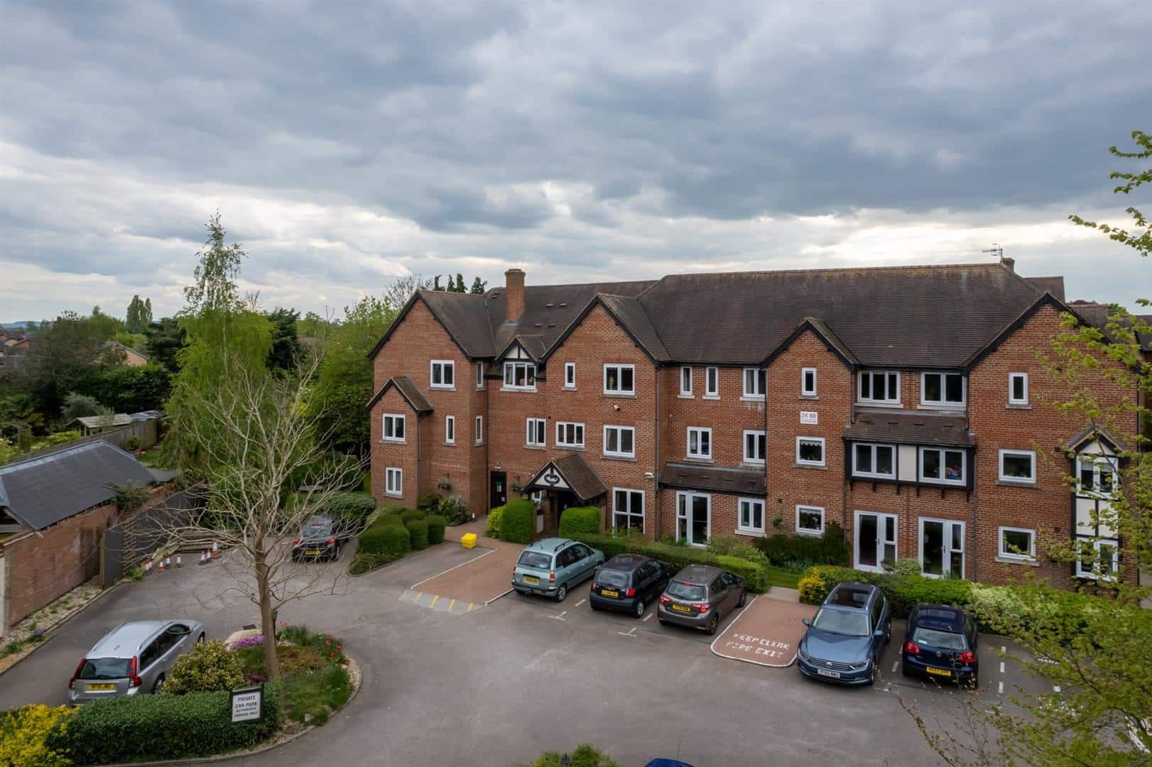 Swan Court, Banbury Road, Stratford-upon-Avon, Warwickshire, CV37 7HG