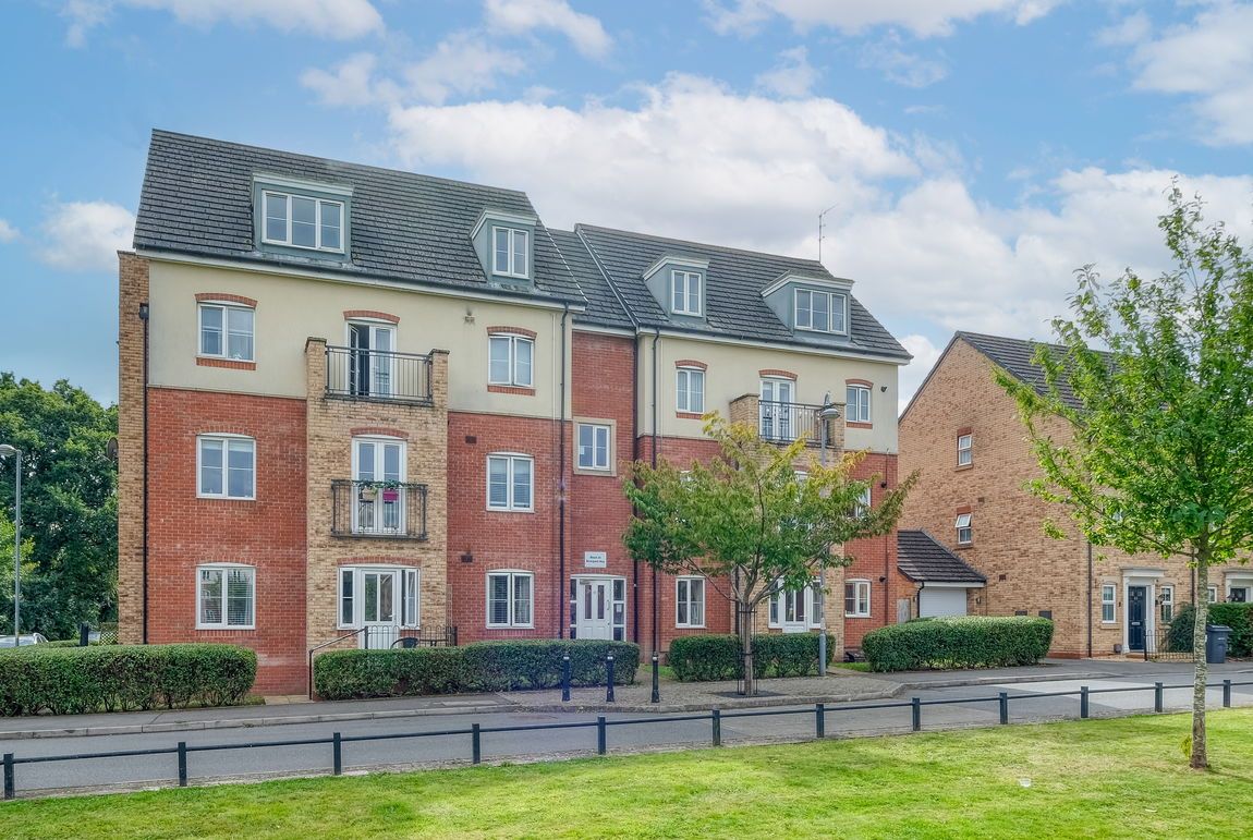 Riverpark Way, Northfield, Birmingham, B31 2GA