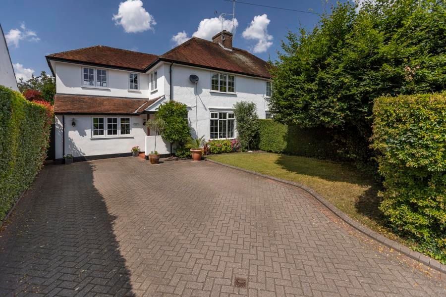 5 Trumpsgreen Road, Virginia Water, Surrey, GU25 4HH