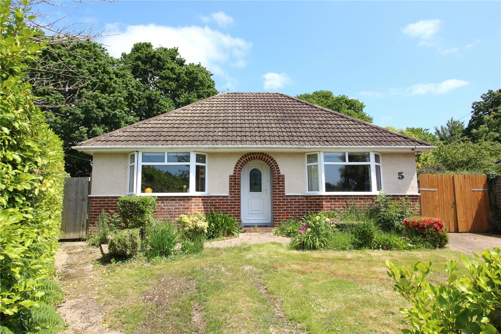 Gorsefield Road, New Milton, Hampshire, BH25 5HA