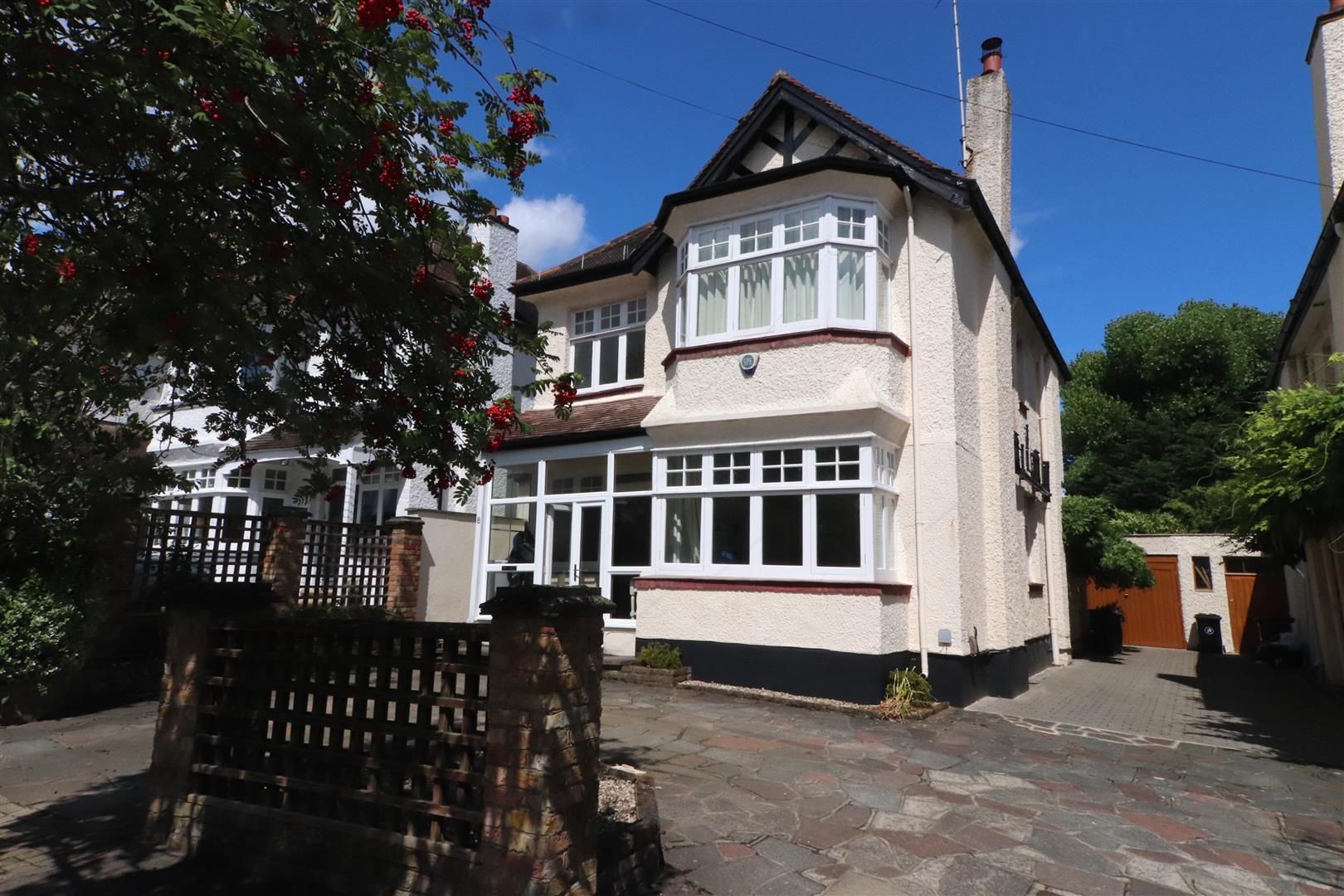 Hillview Road, Orpington, Kent, BR6 0SF