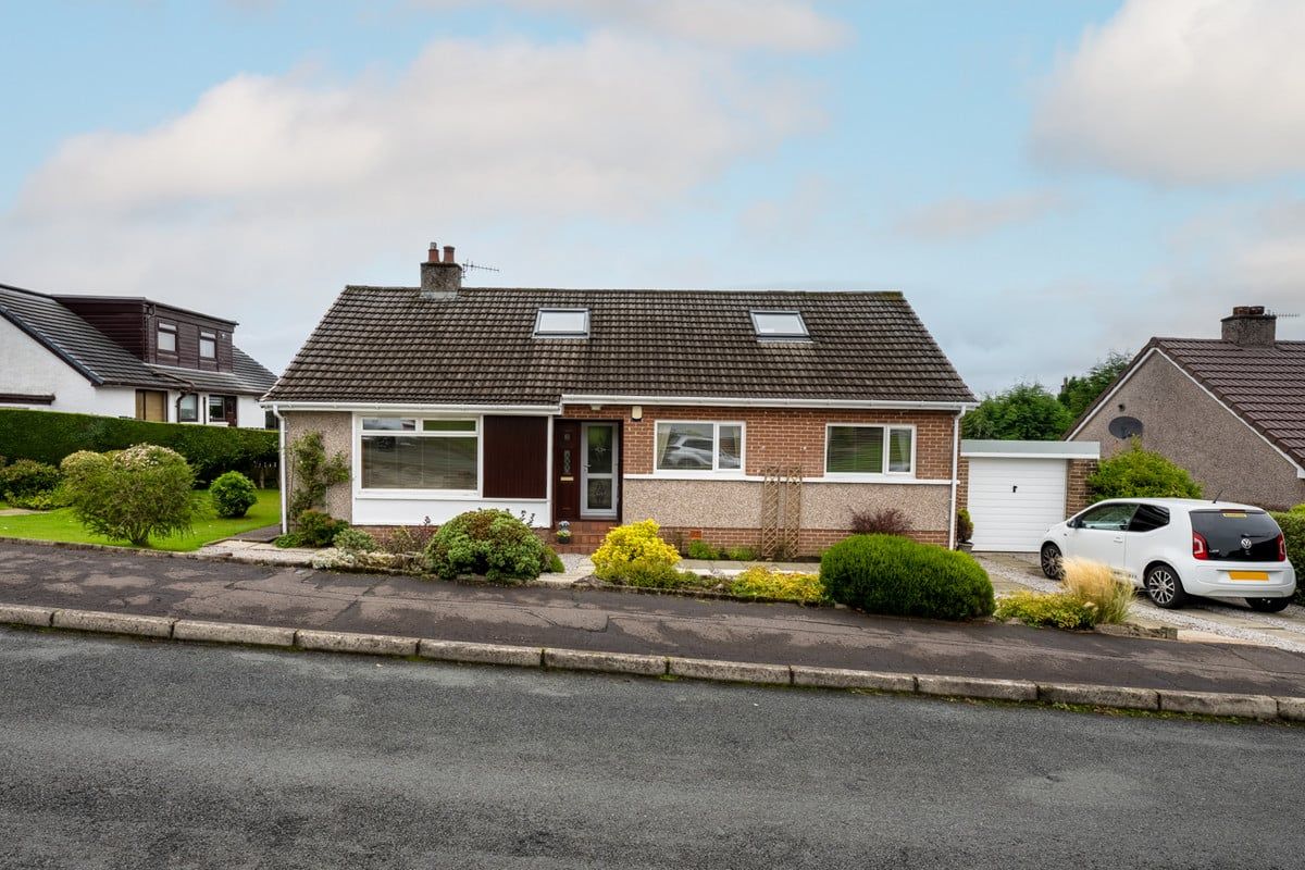 Finnart Crescent, Gourock, PA19 1EL