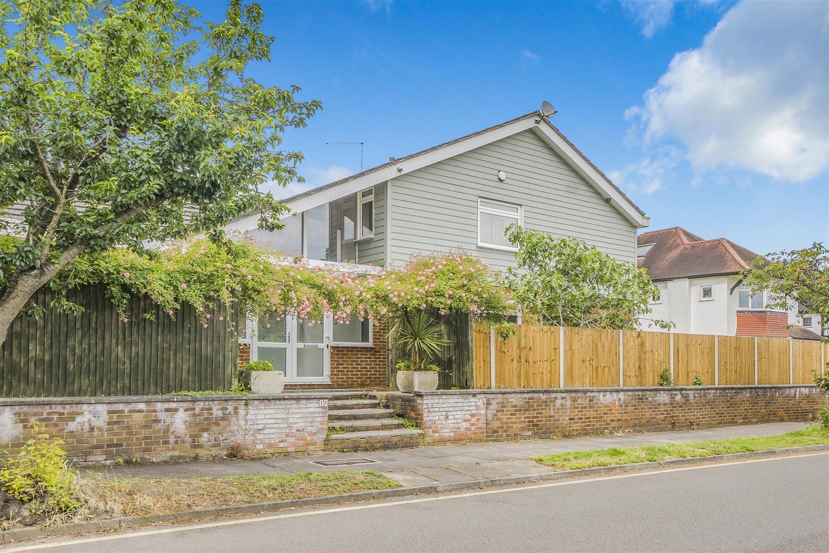 Hillview Road, Orpington, Kent, BR6 0SF