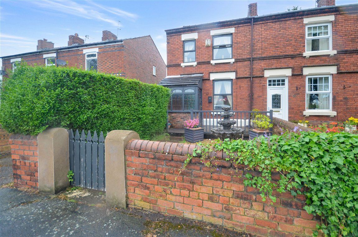 Lunts Heath Road, Widnes, WA8 5RY