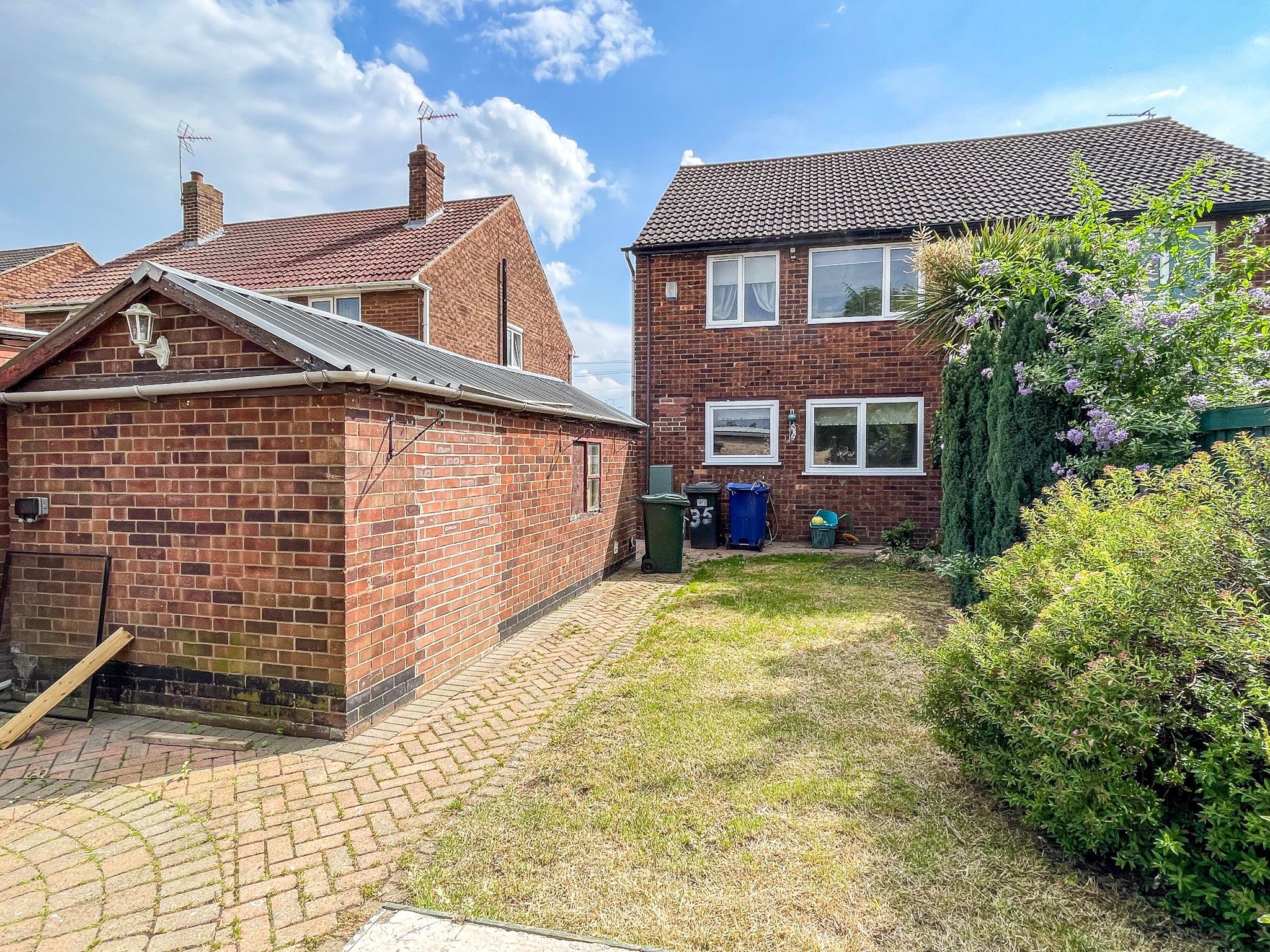 Windsor Walk, Scawsby, Doncaster, DN5 8NQ