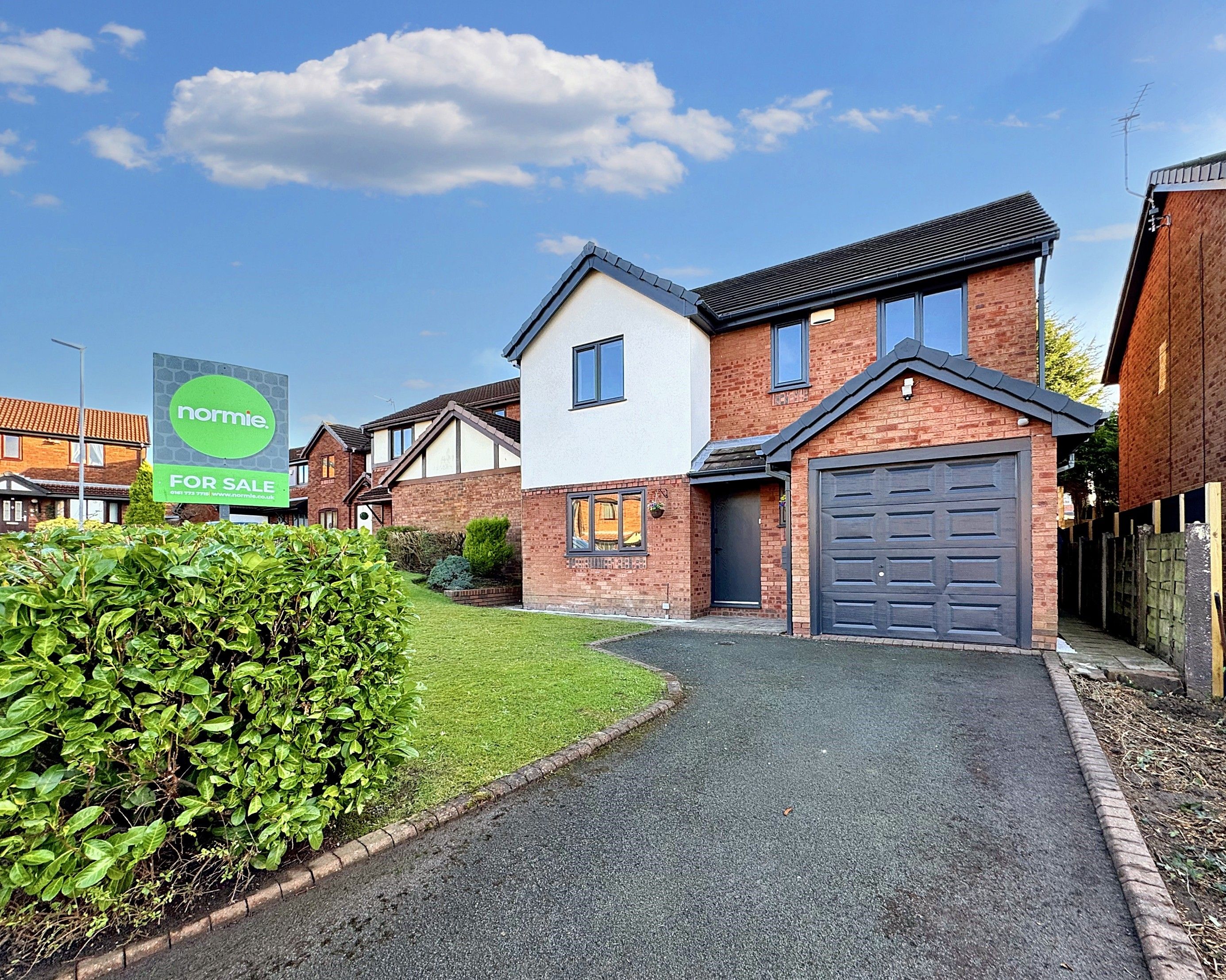 Carlisle Close, Whitefield, M45