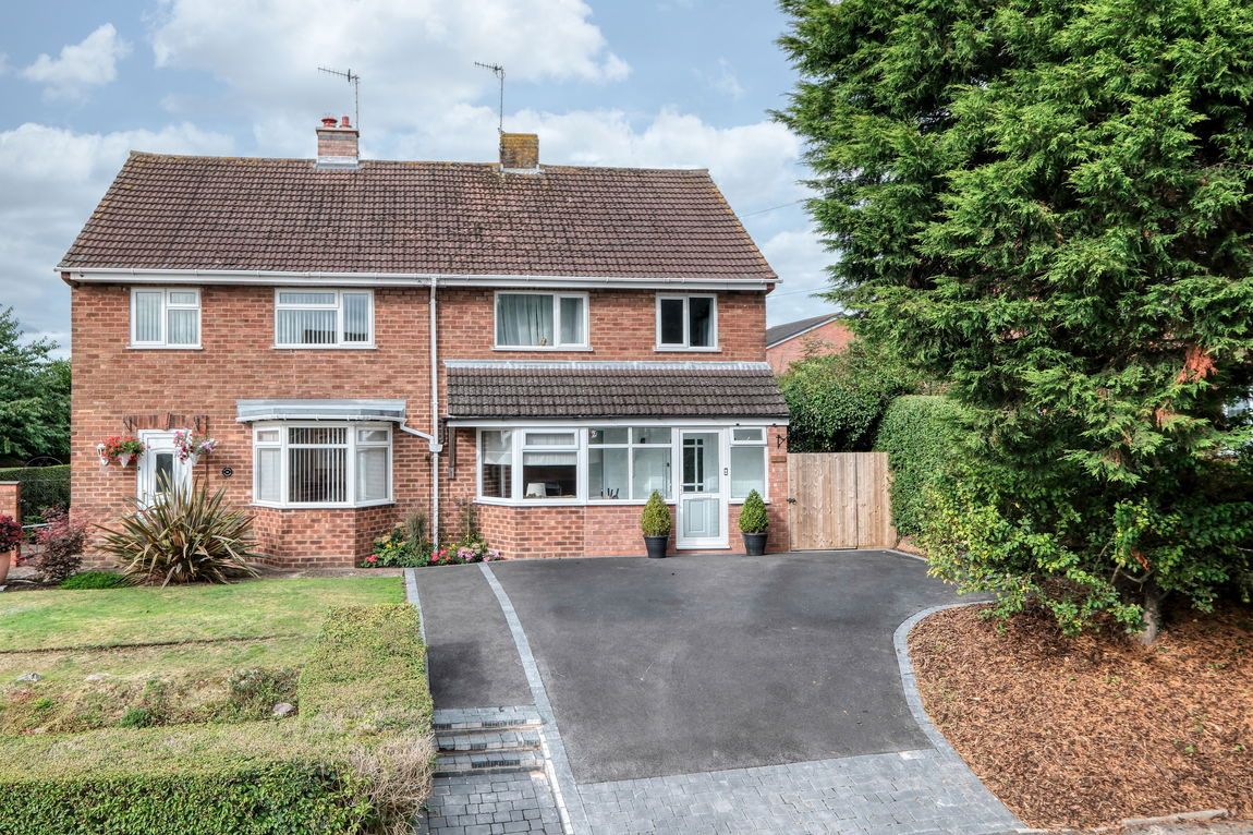 Barley Mow Lane, Catshill, Bromsgrove, B61 0LU