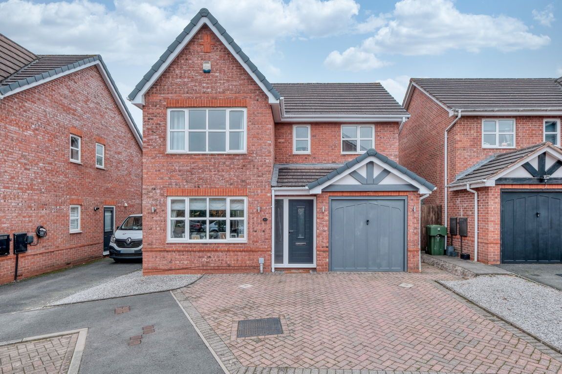 Sedge Drive, Woodland Grange, Bromsgrove, B61 0UL