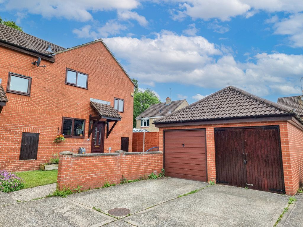 Dovehouse Road, Haverhill, Suffolk, CB9 0BZ