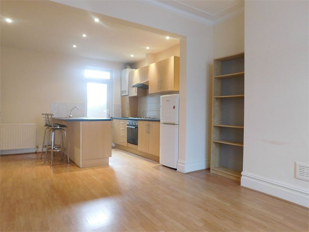 Milton Road, Hanwell, London, W7 1LF